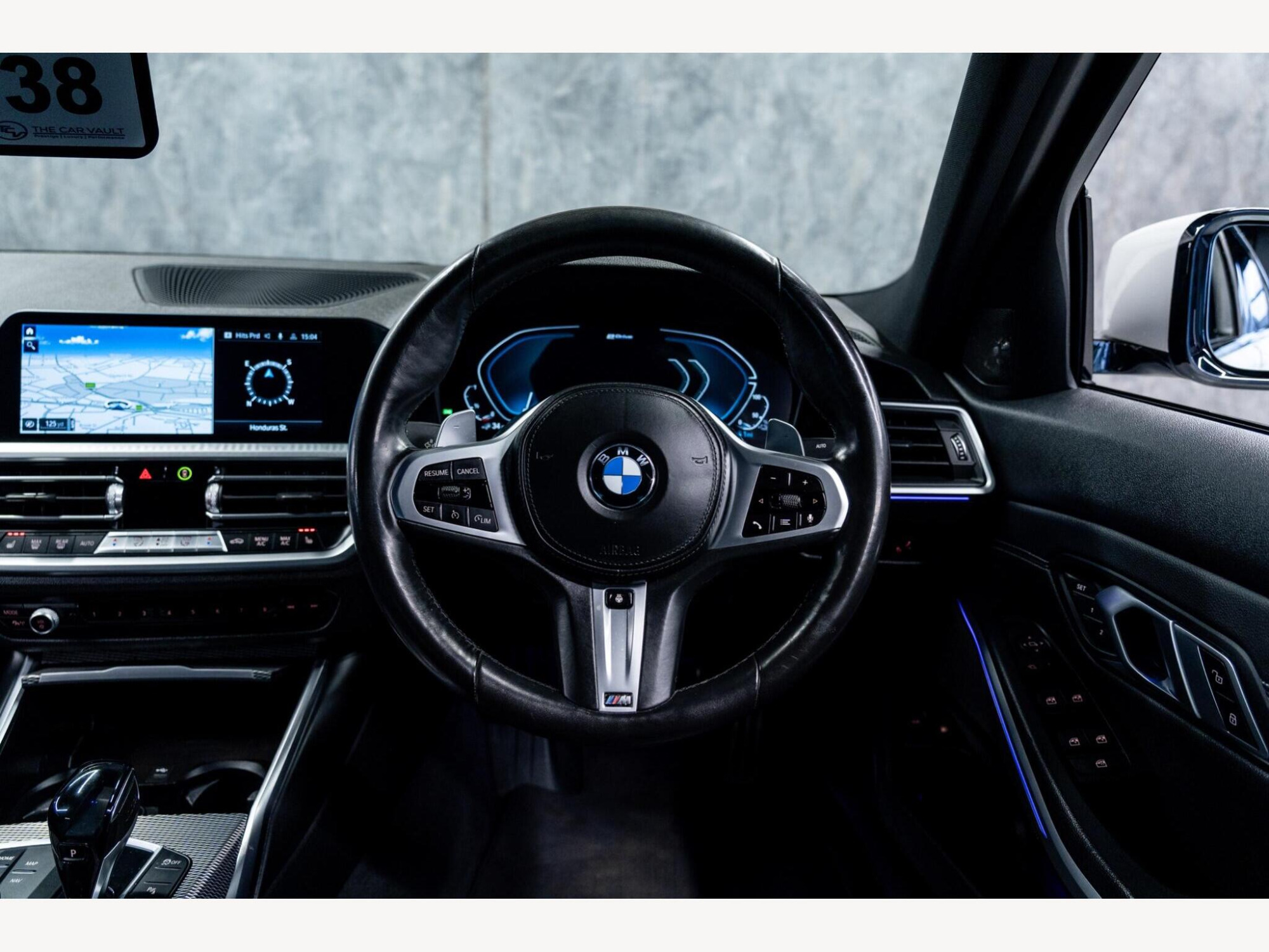 2021 BMW 3 Series image 16