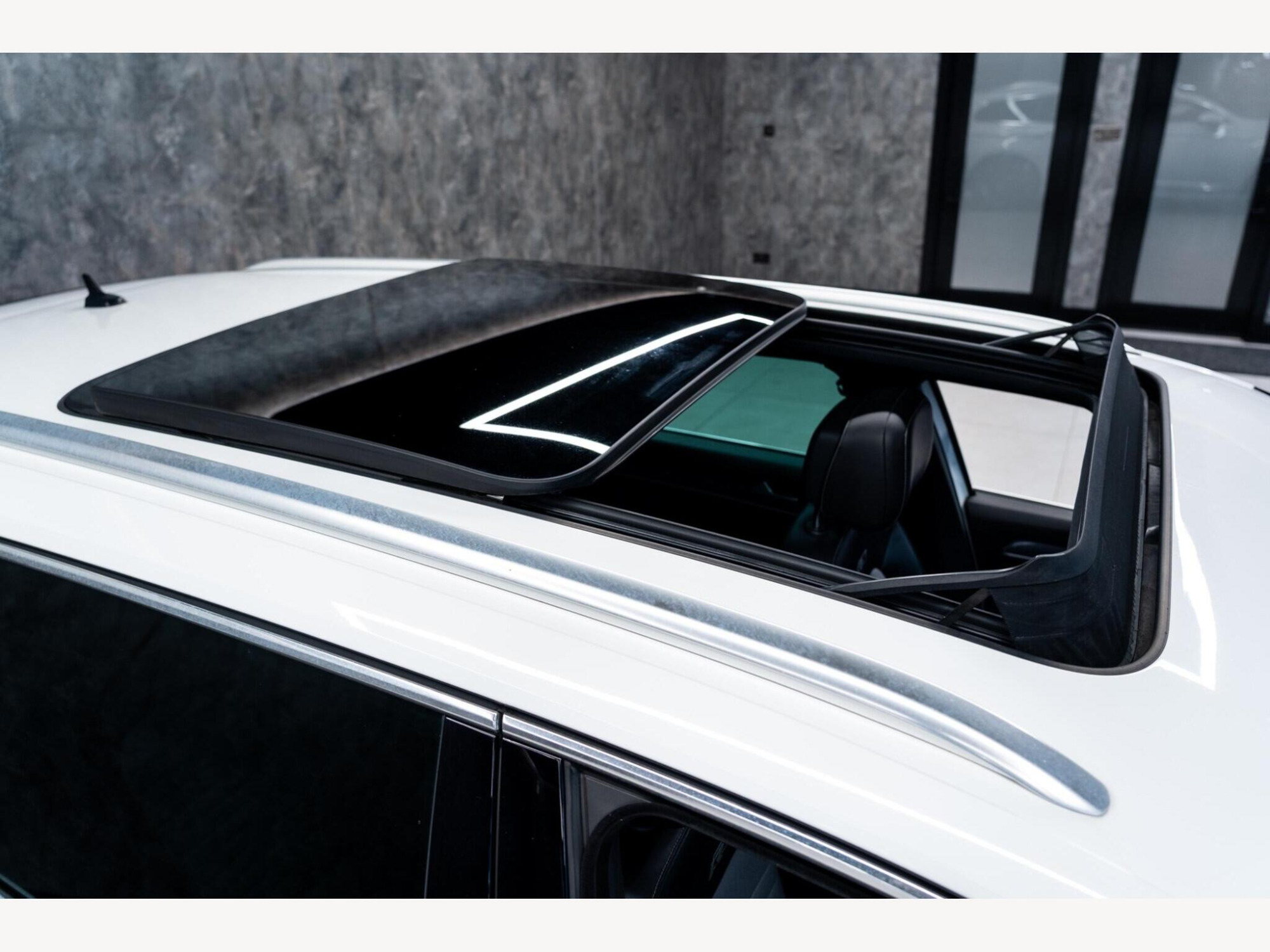 2018 Volkswagen Passat image 3