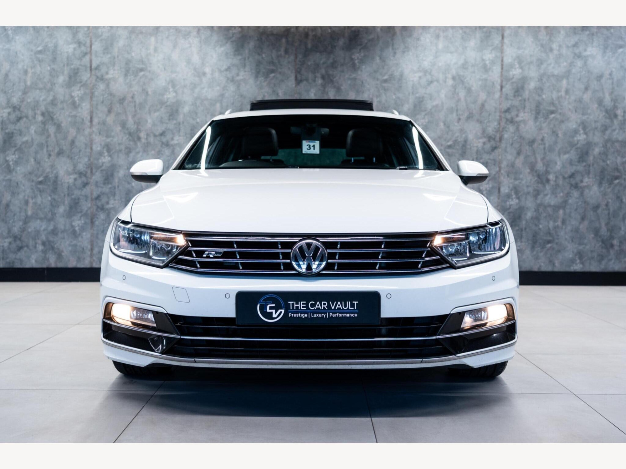 2018 Volkswagen Passat image 4