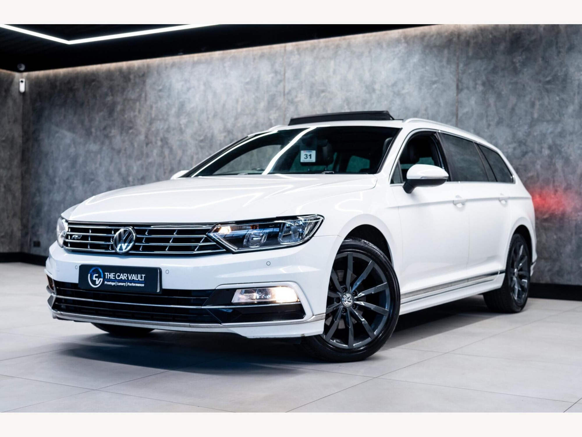 2018 Volkswagen Passat image 5