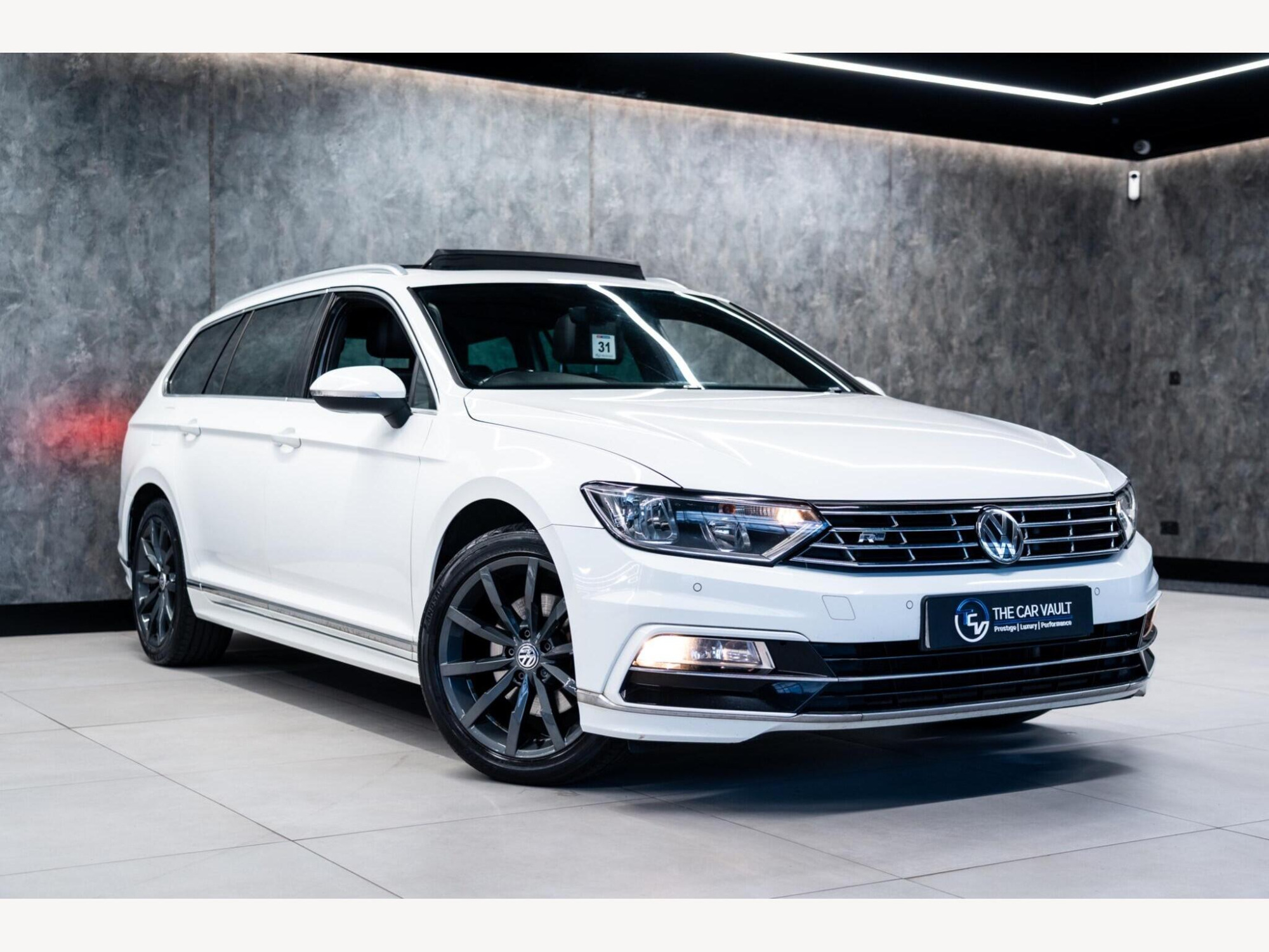 2018 Volkswagen Passat image 1