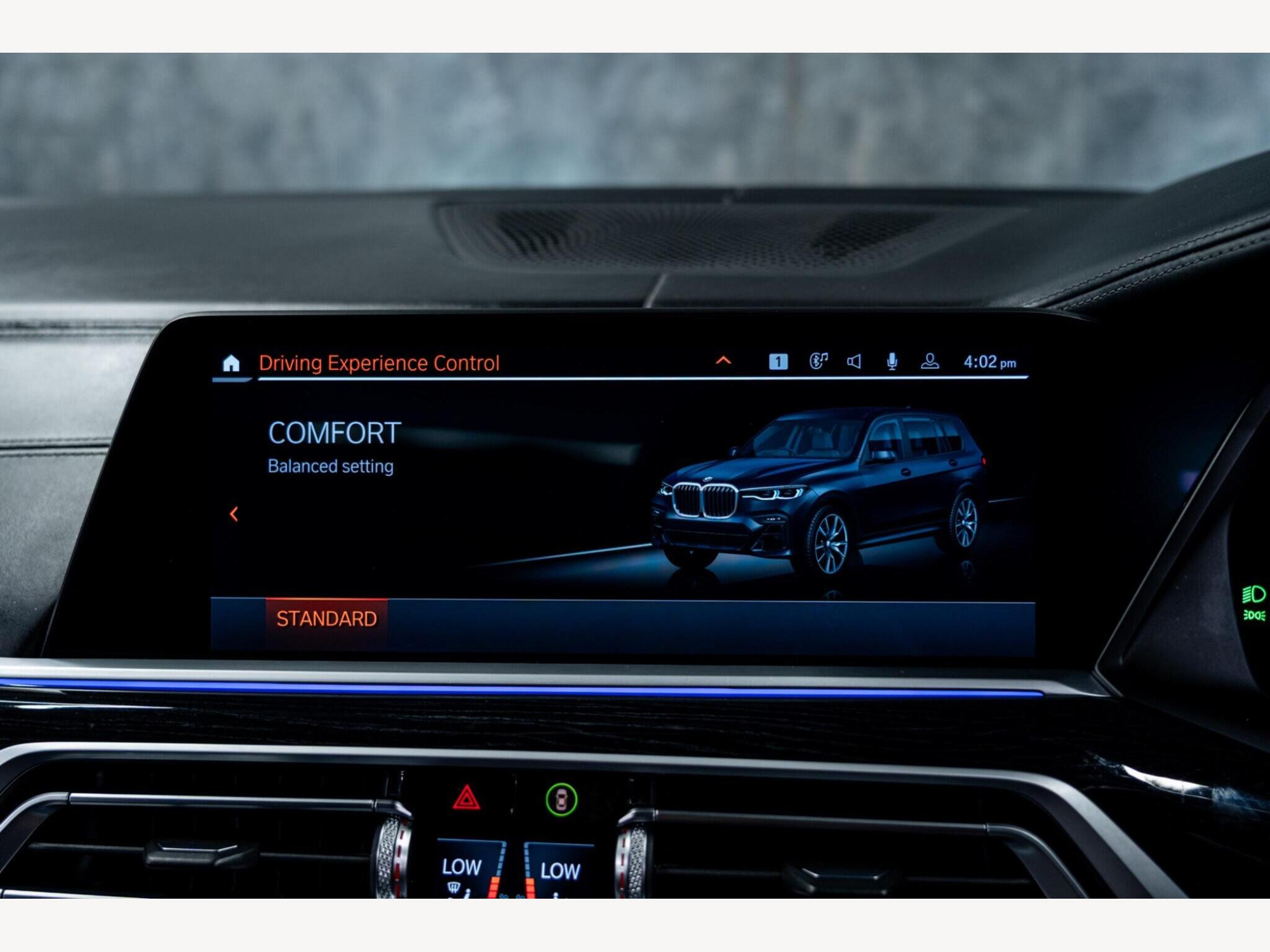 2019 BMW X7 image 31