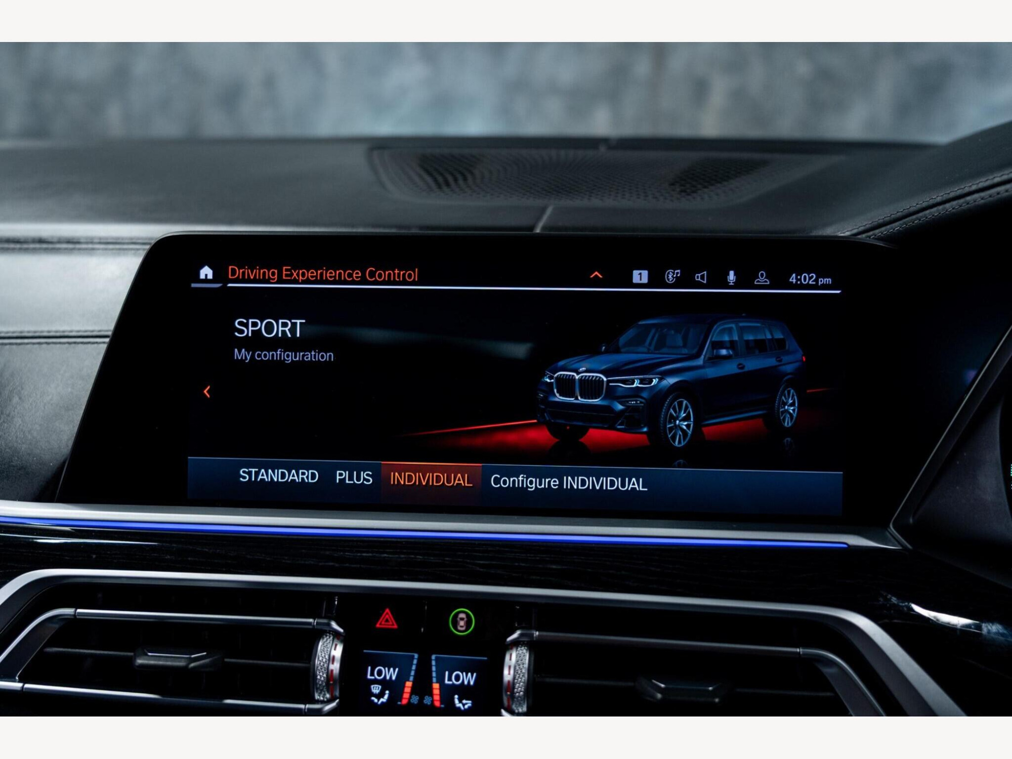 2019 BMW X7 image 30