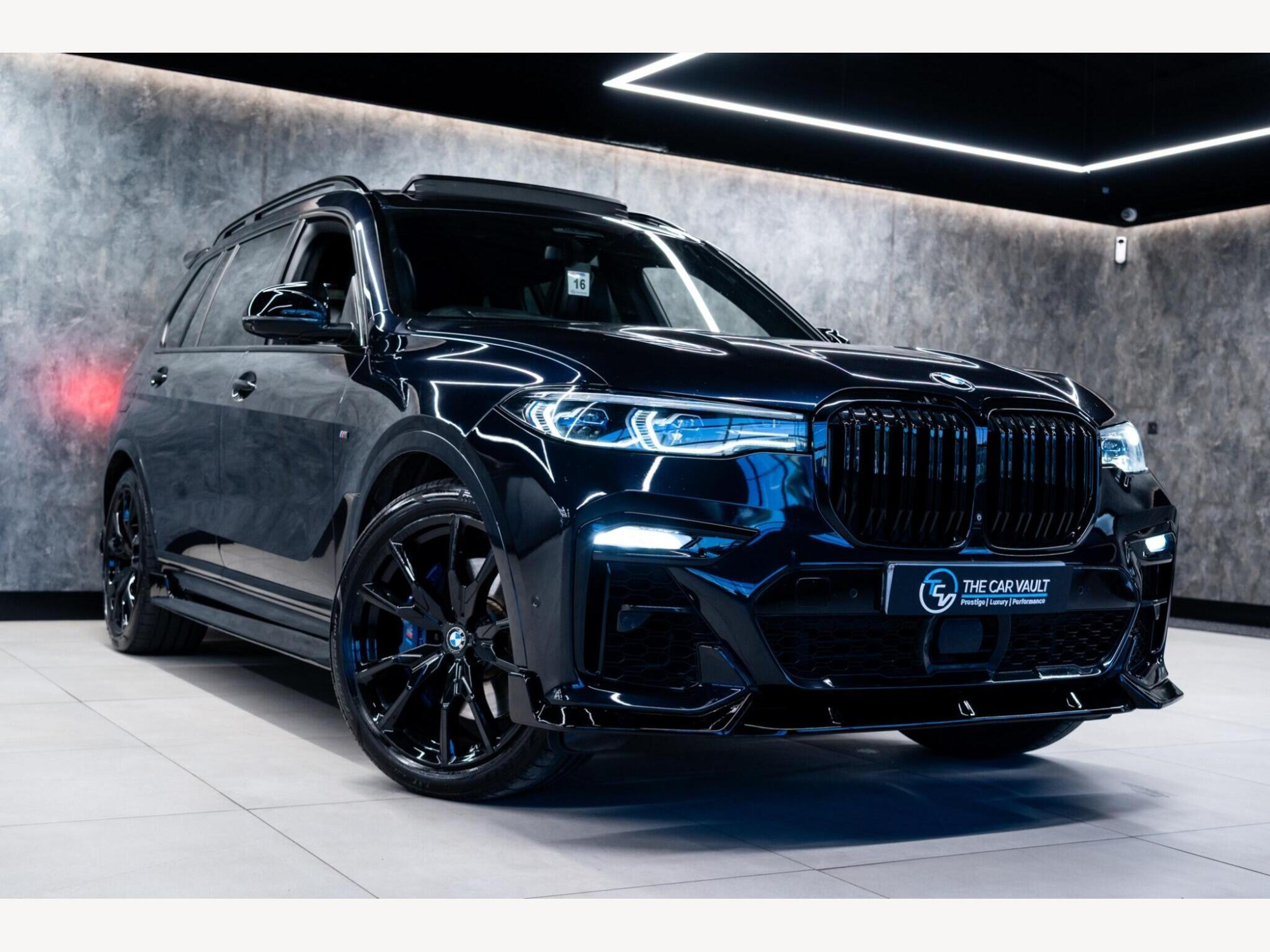 2019 BMW X7 image 1
