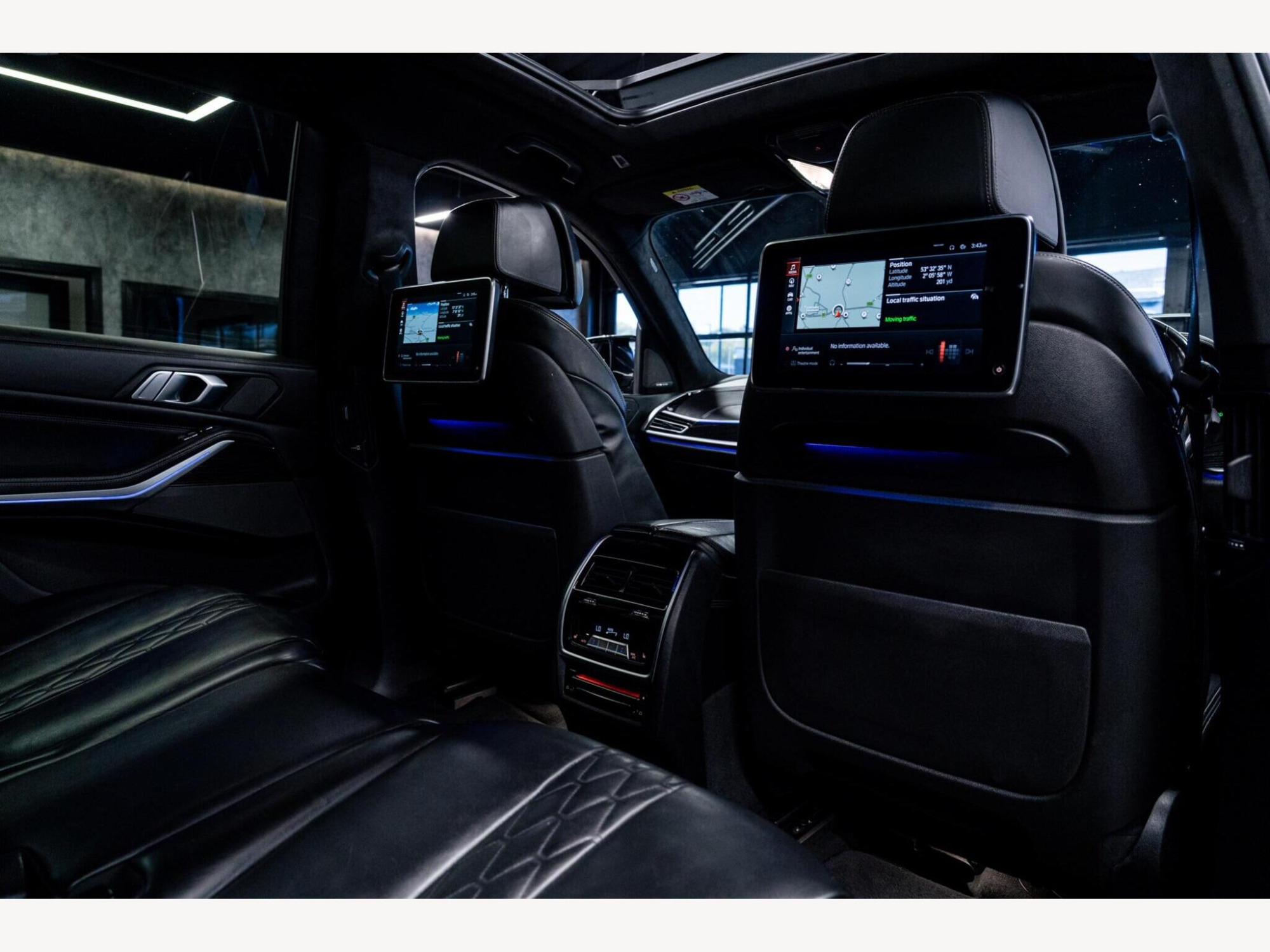 2019 BMW X7 image 59