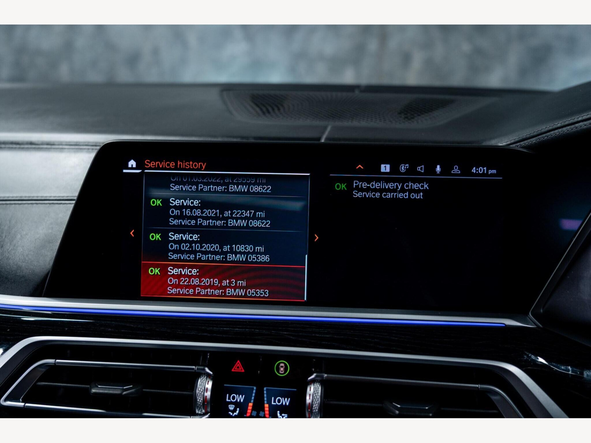2019 BMW X7 image 23