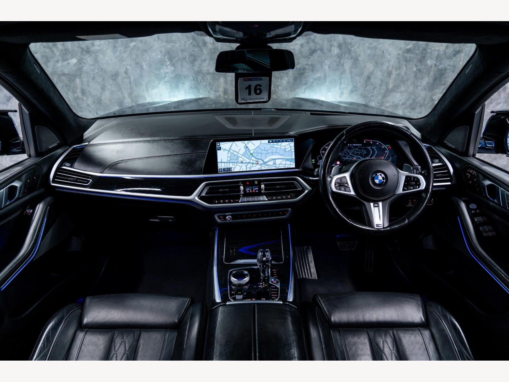 2019 BMW X7 image 21