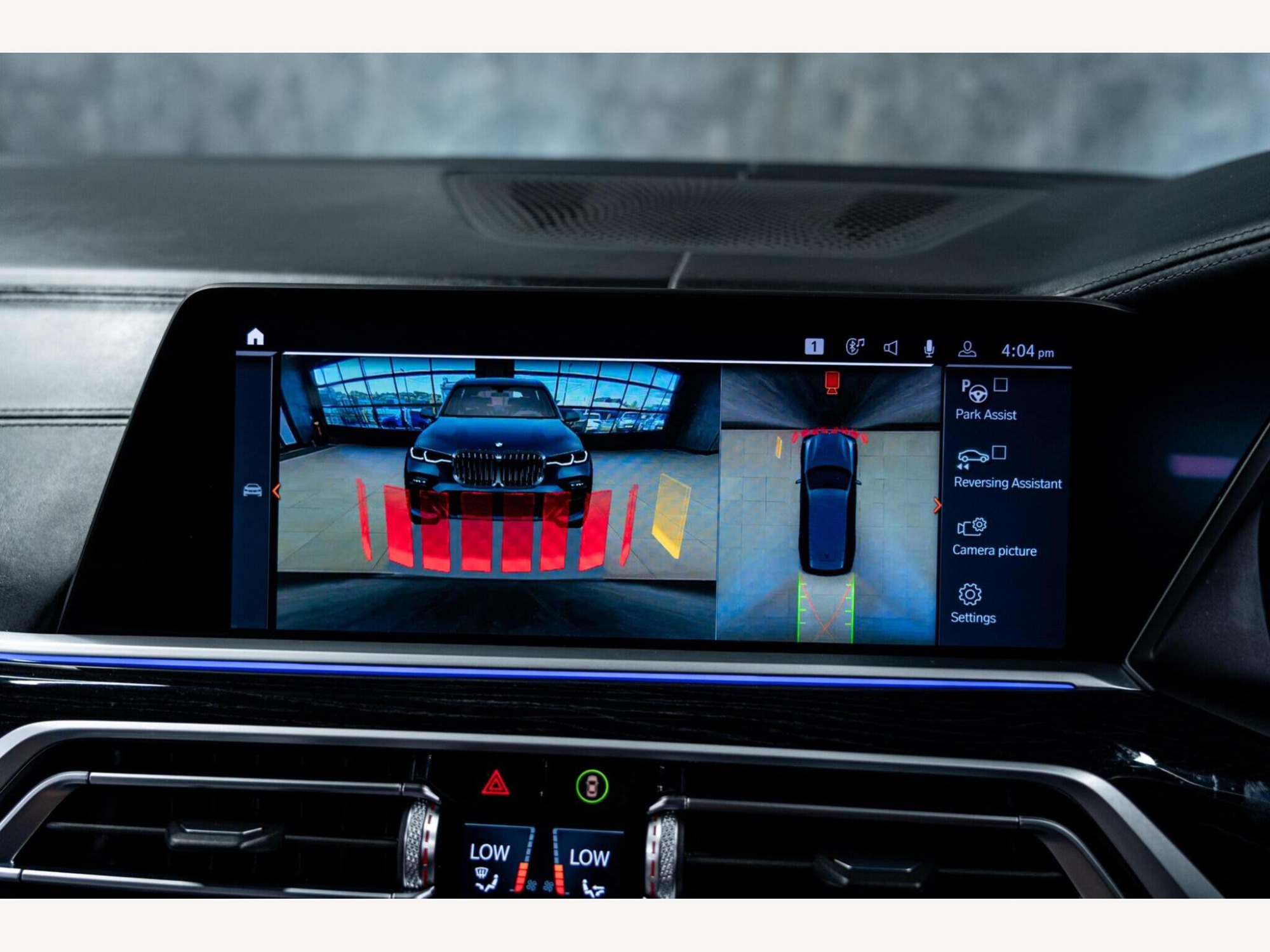 2019 BMW X7 image 37