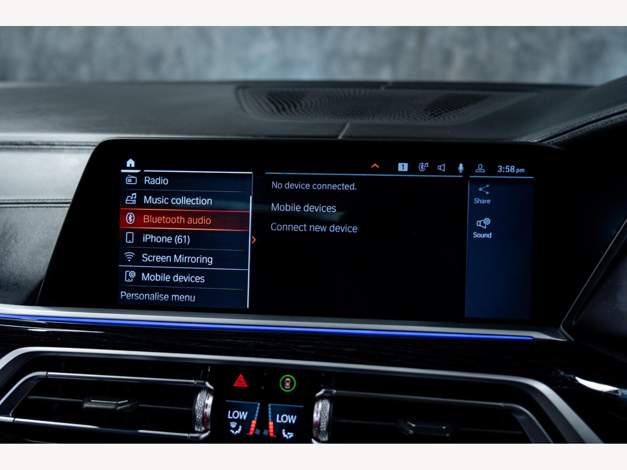 2019 BMW X7 image 42