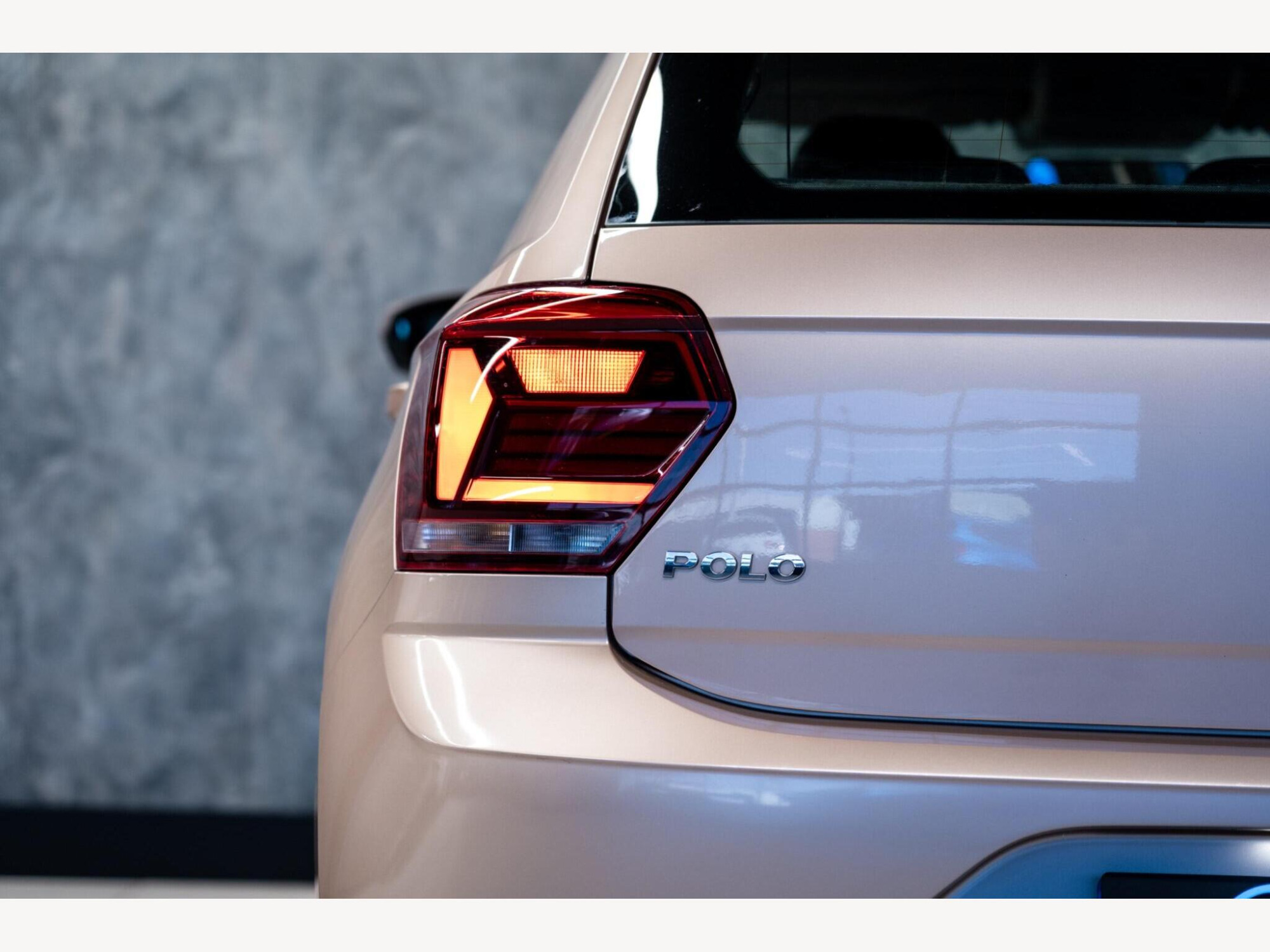2019 Volkswagen Polo image 11