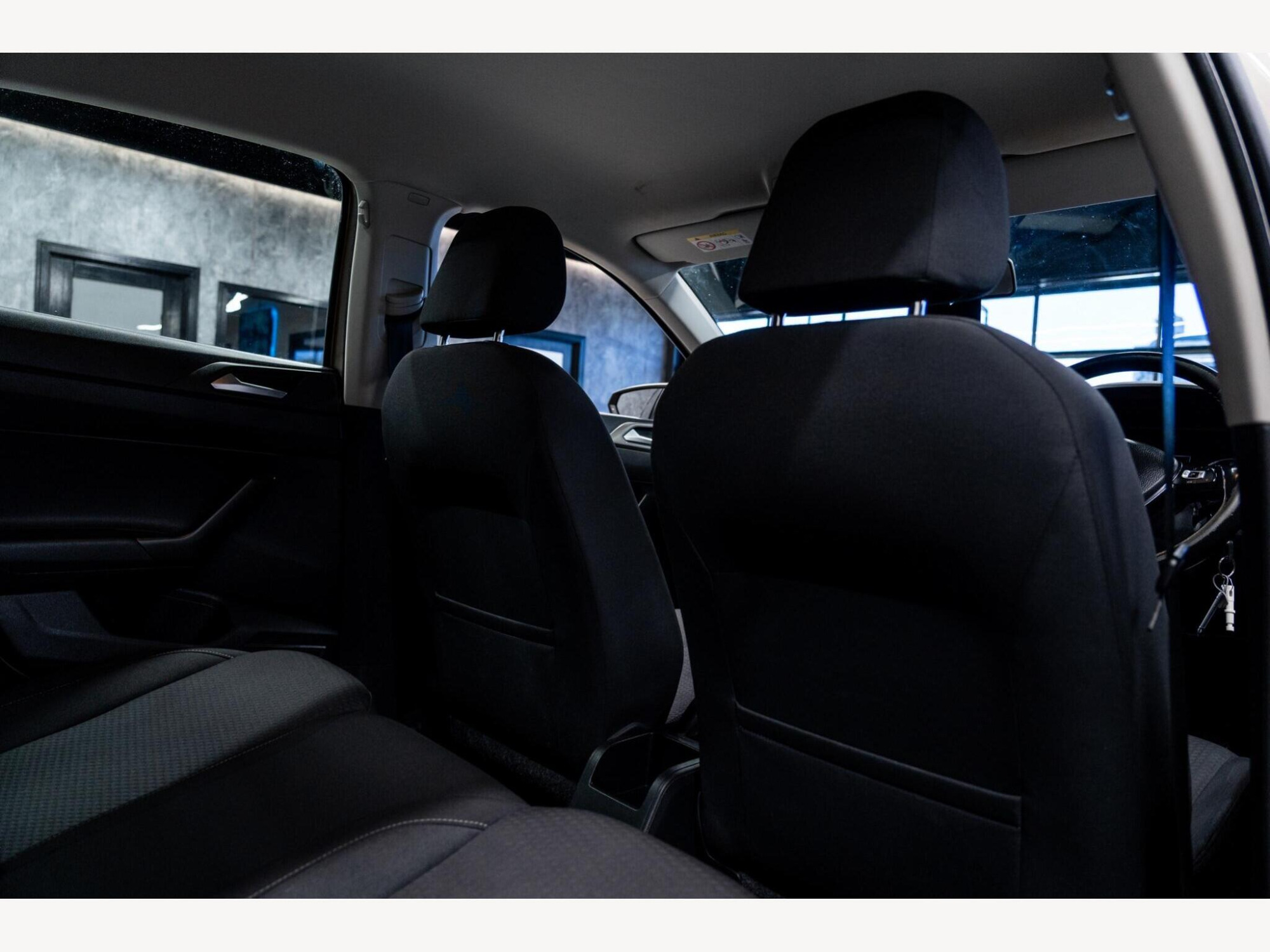 2019 Volkswagen Polo image 32