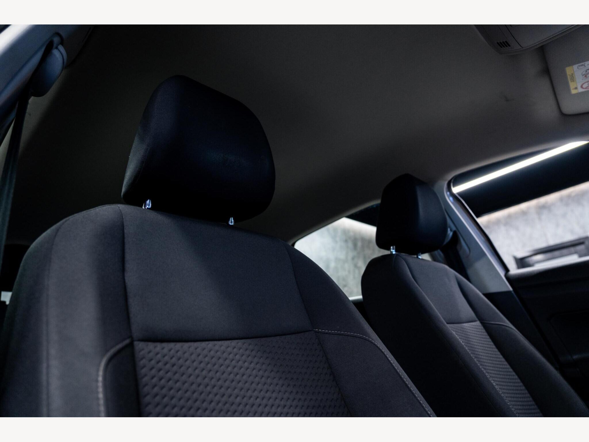 2019 Volkswagen Polo image 30