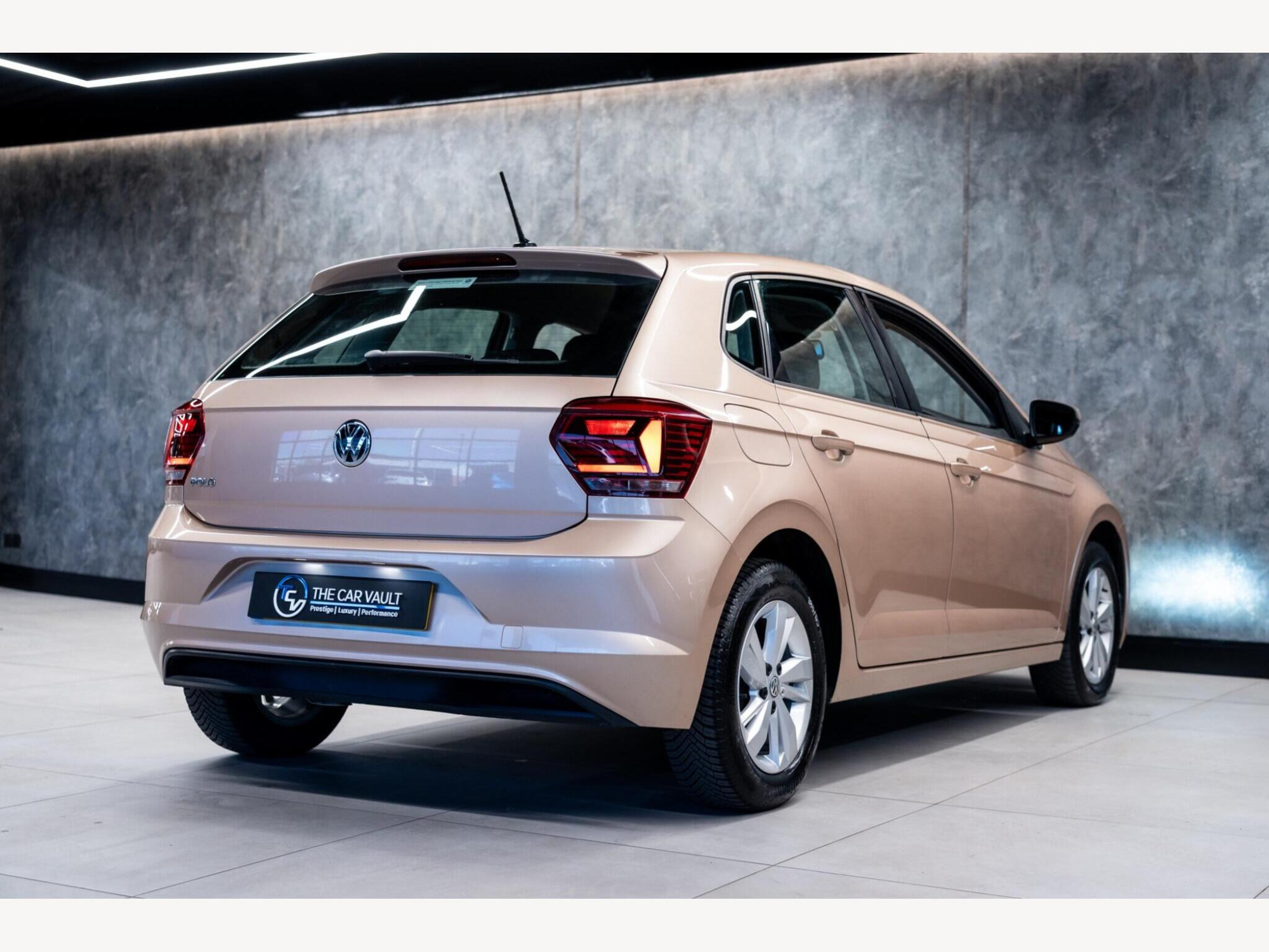 2019 Volkswagen Polo image 7