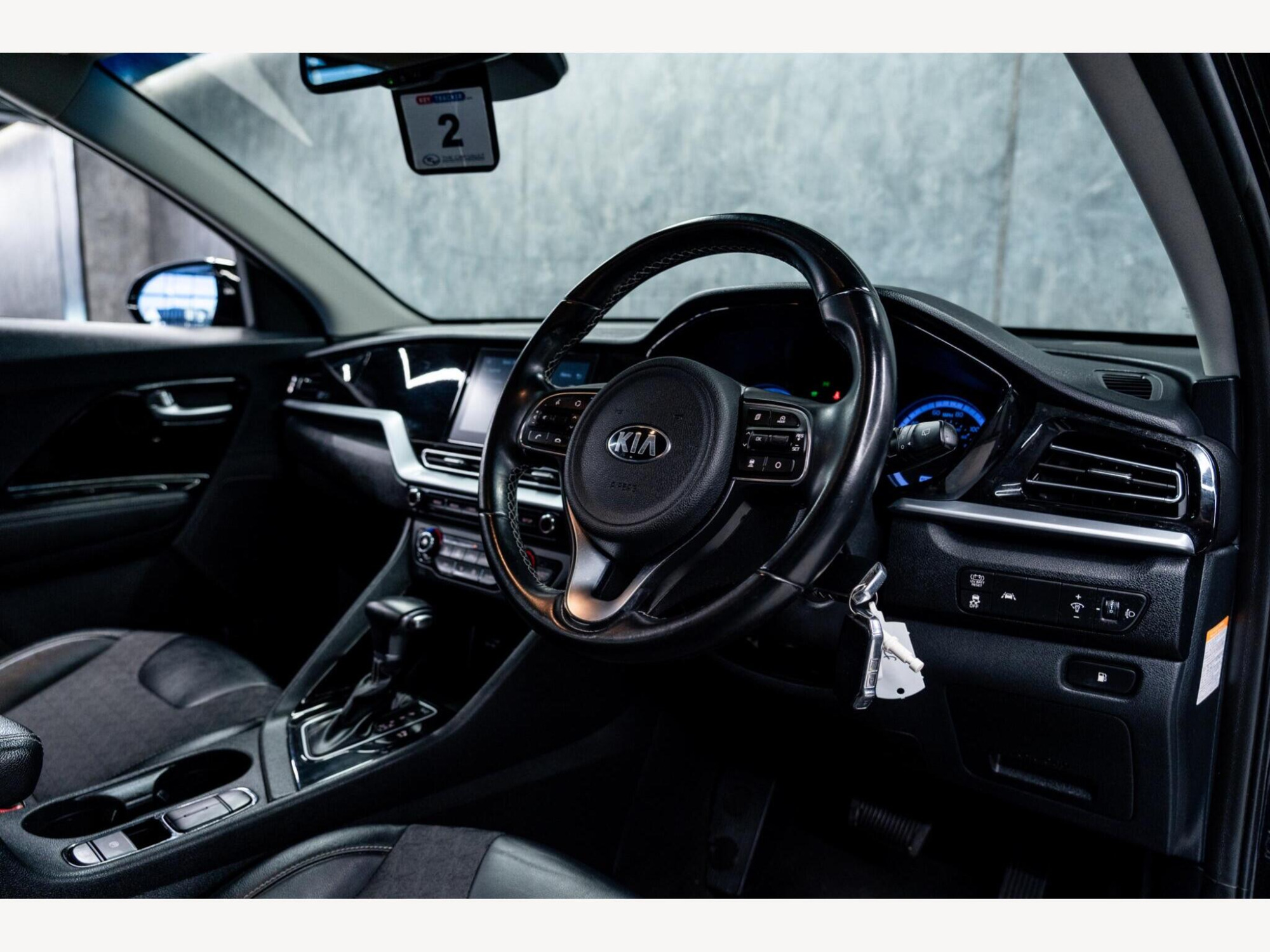 2021 Kia Niro image 2