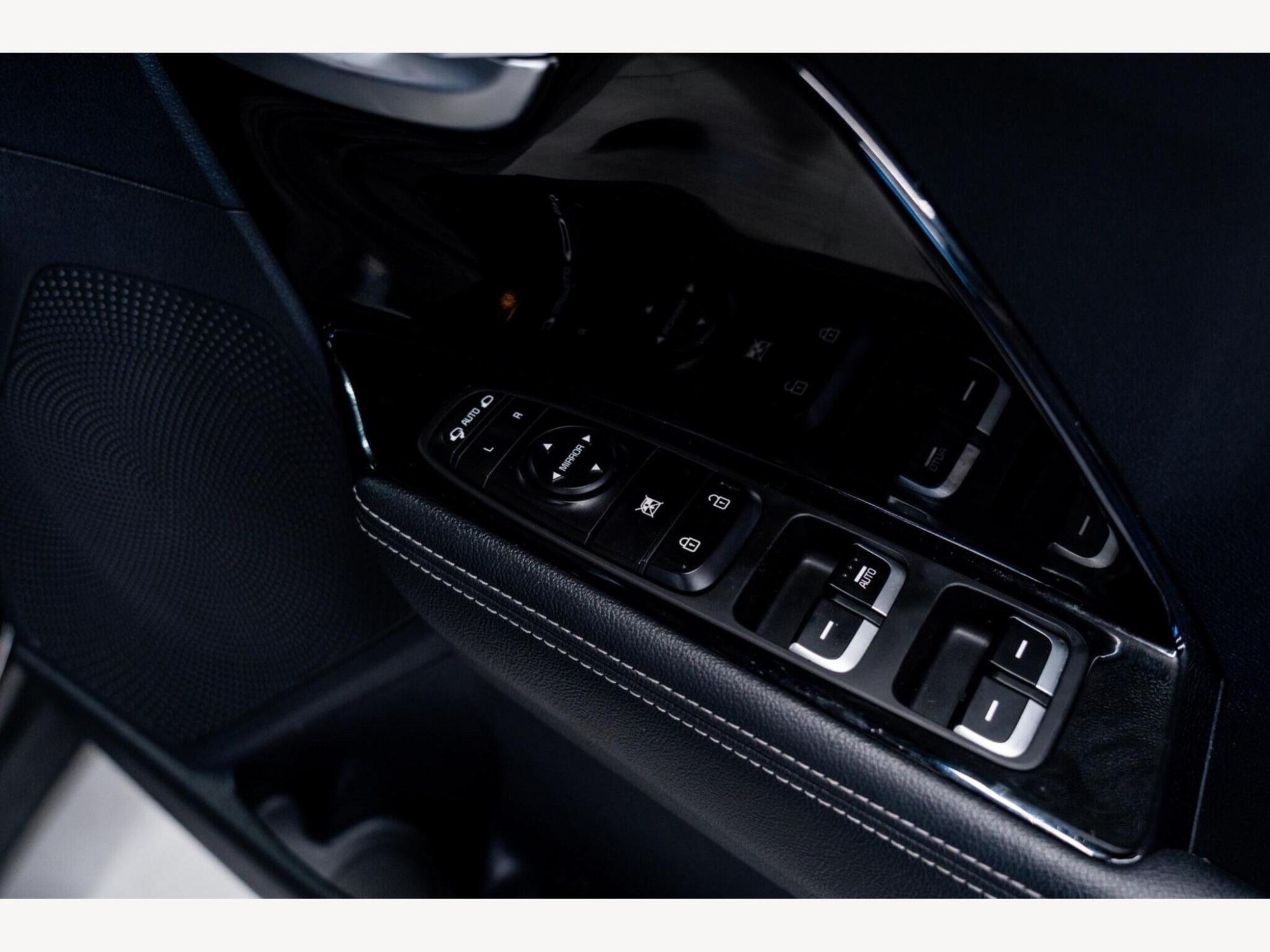 2021 Kia Niro image 27