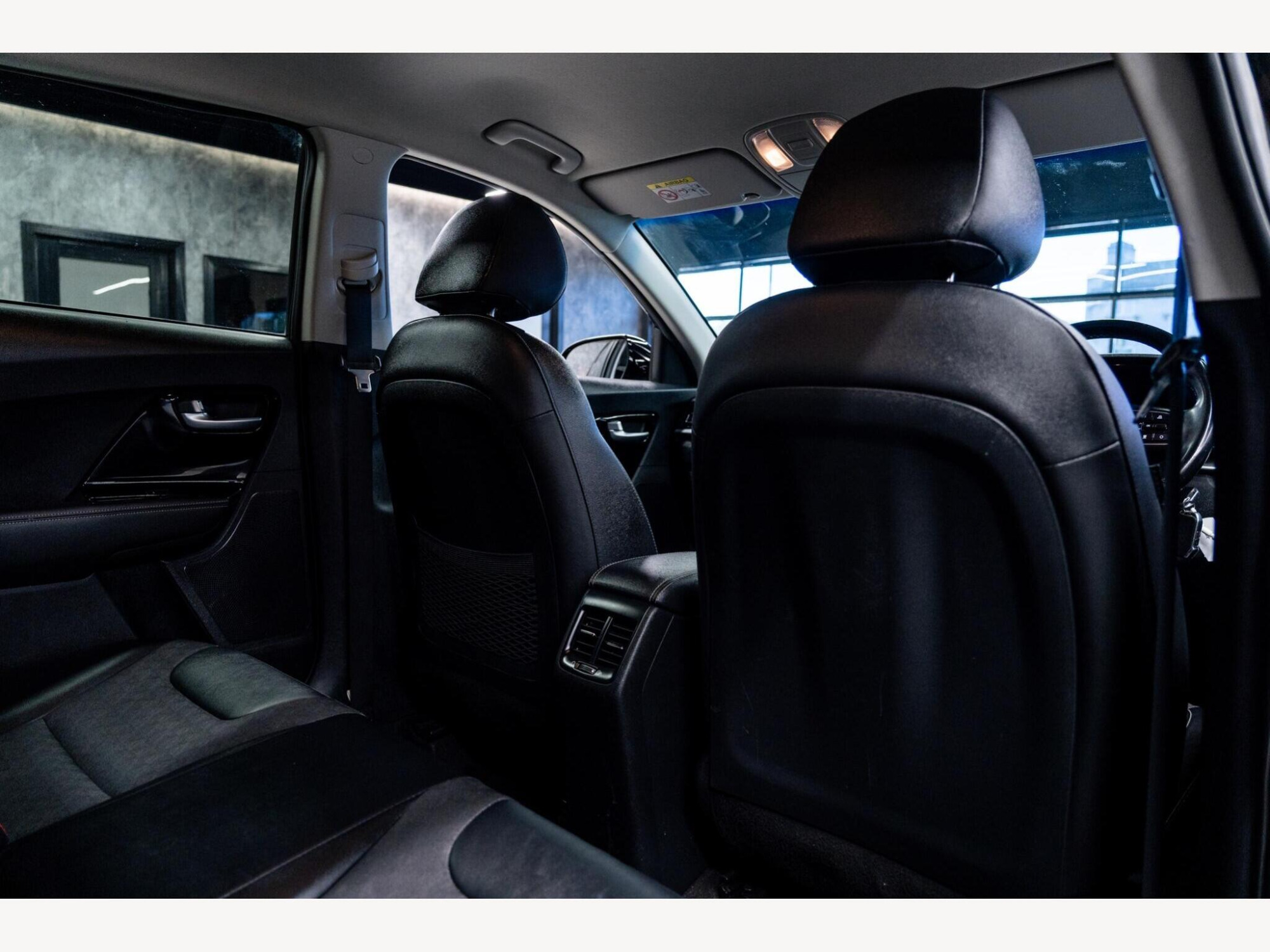 2021 Kia Niro image 31