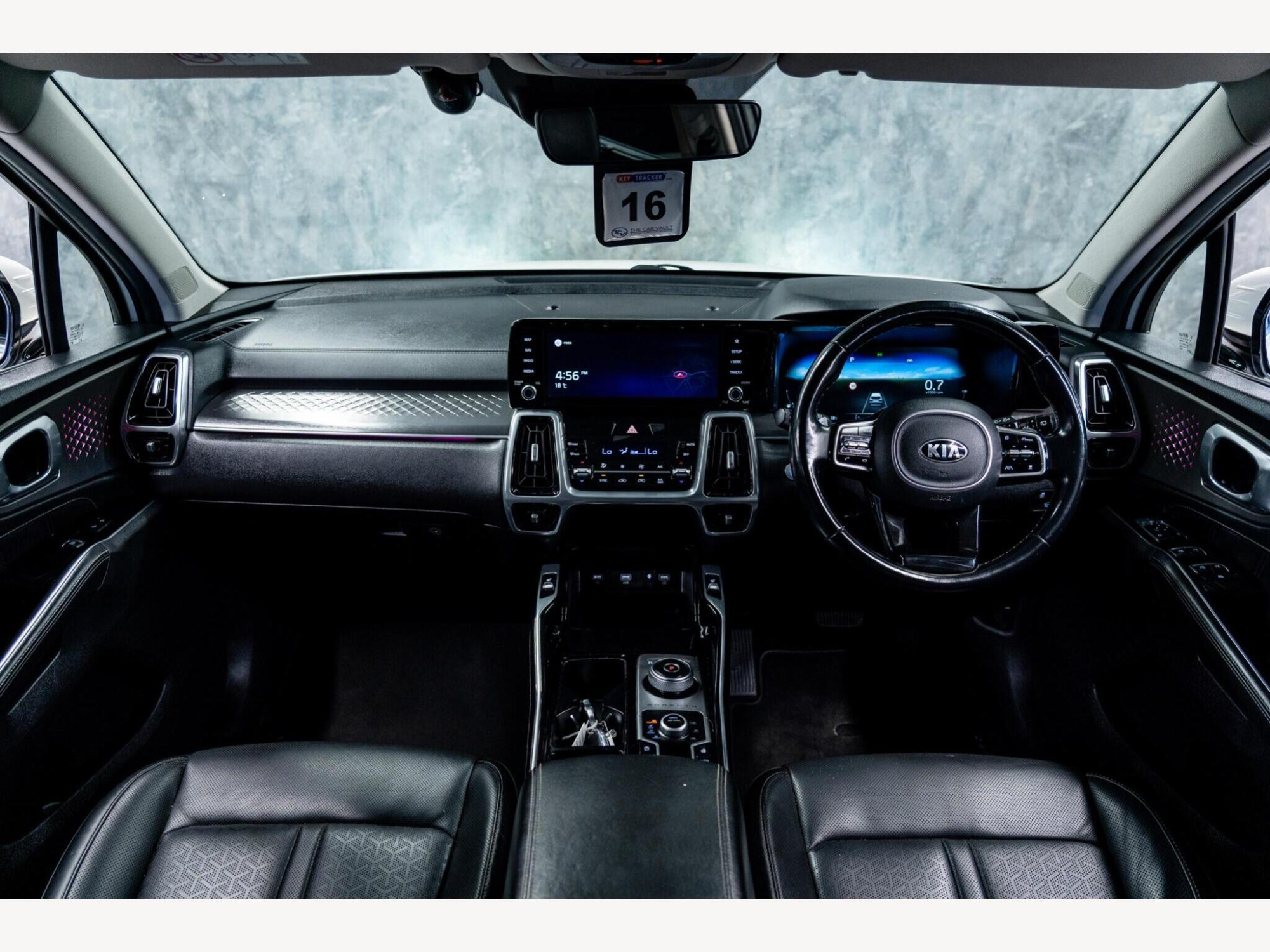 2020 Kia Sorento image 2