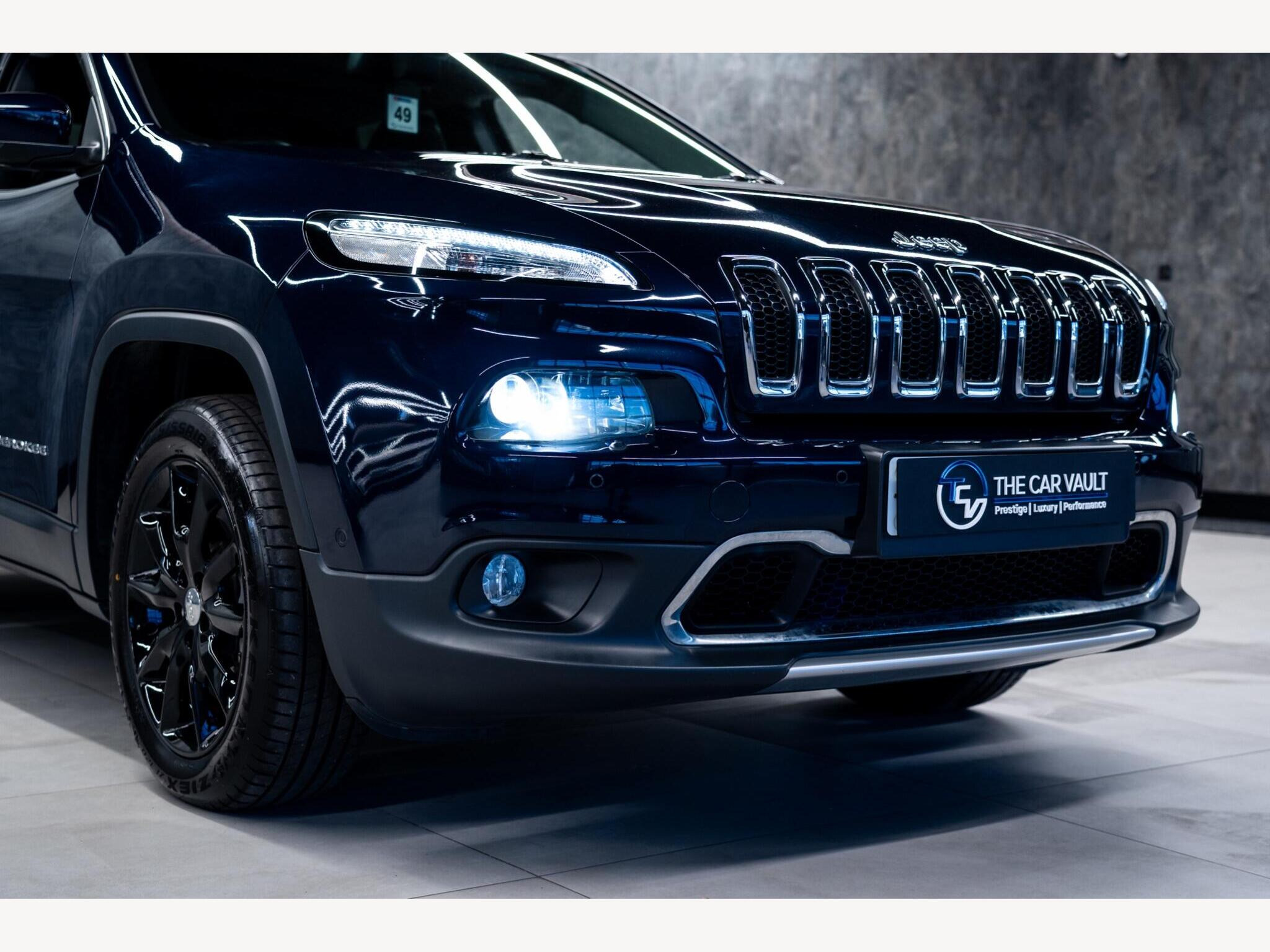2017 Jeep Cherokee image 9