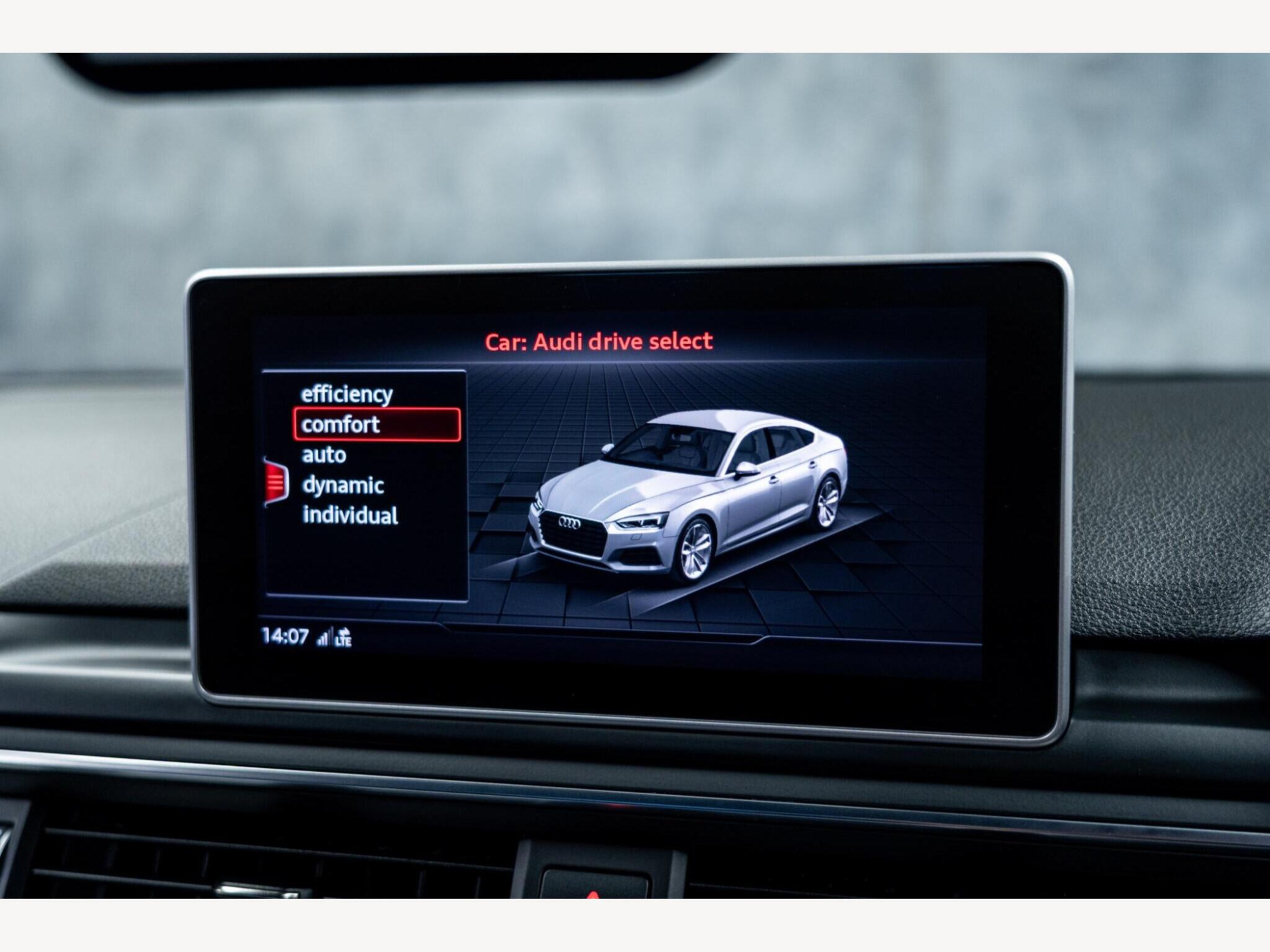 2017 Audi A5 image 19