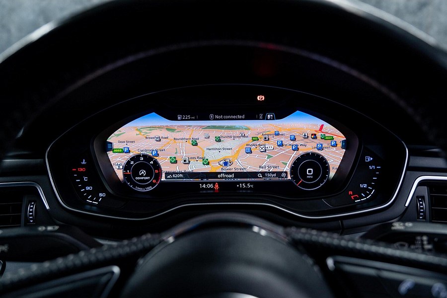 Audi A5 photo 2