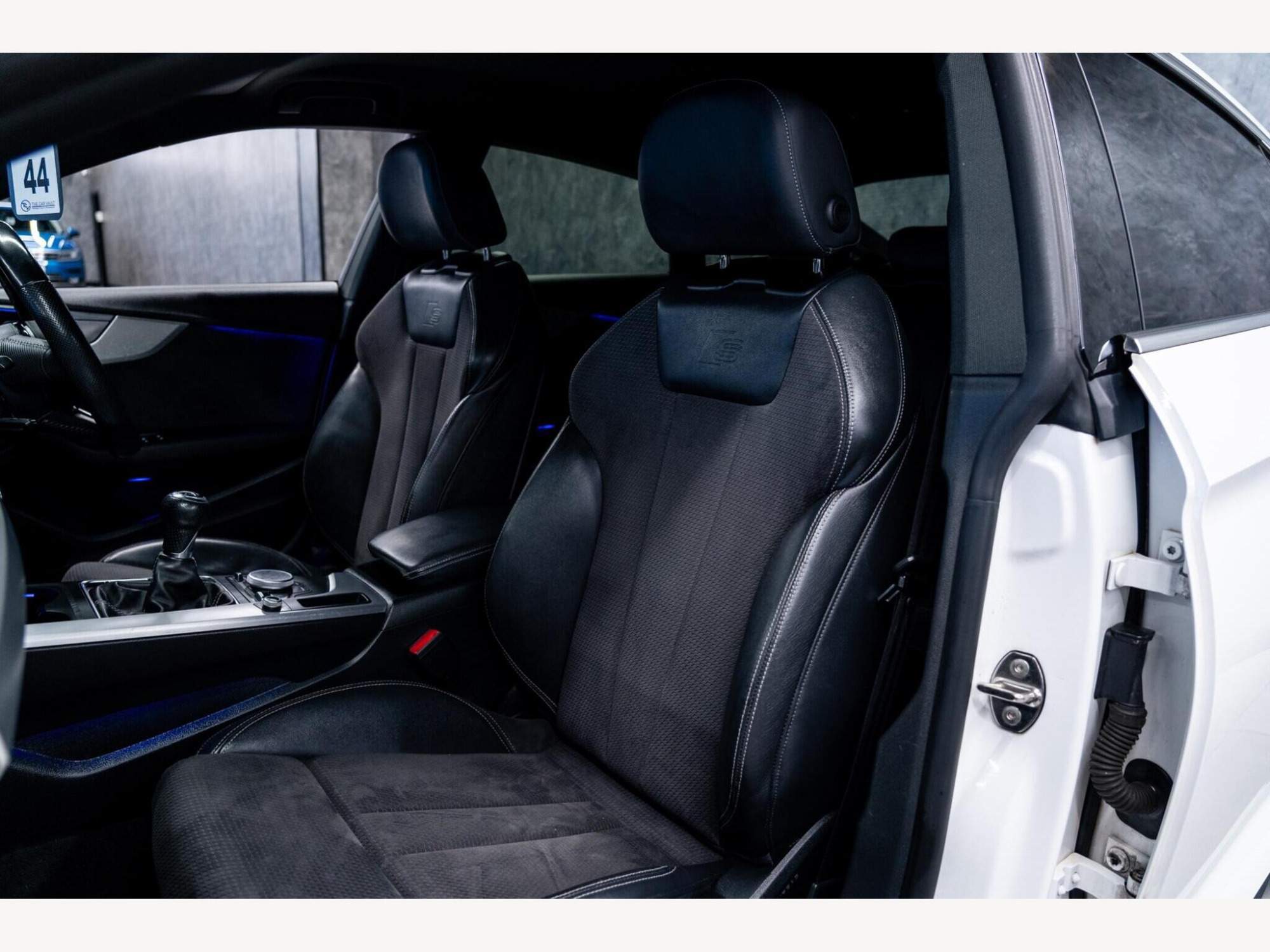 2017 Audi A5 image 39