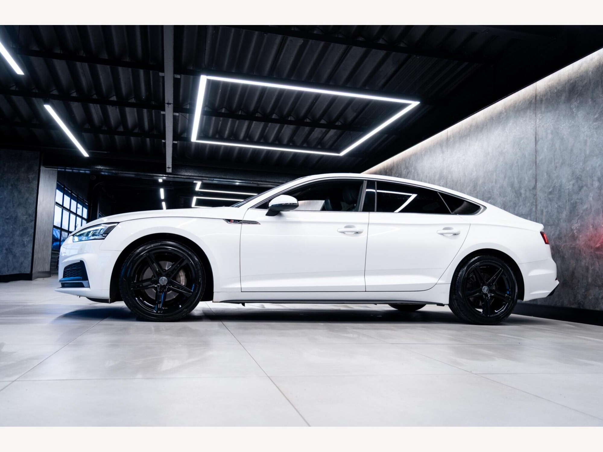 2017 Audi A5 image 8