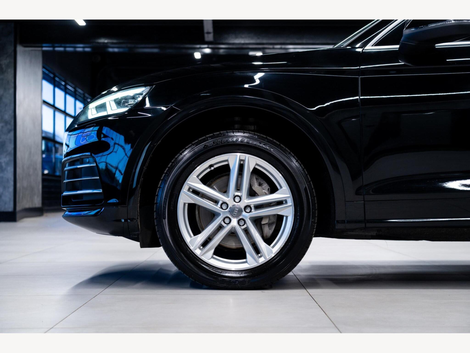 2019 Audi Q5 image 14