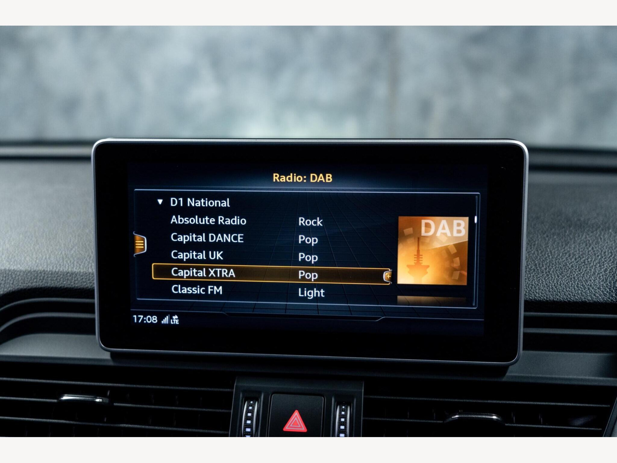 2019 Audi Q5 image 28