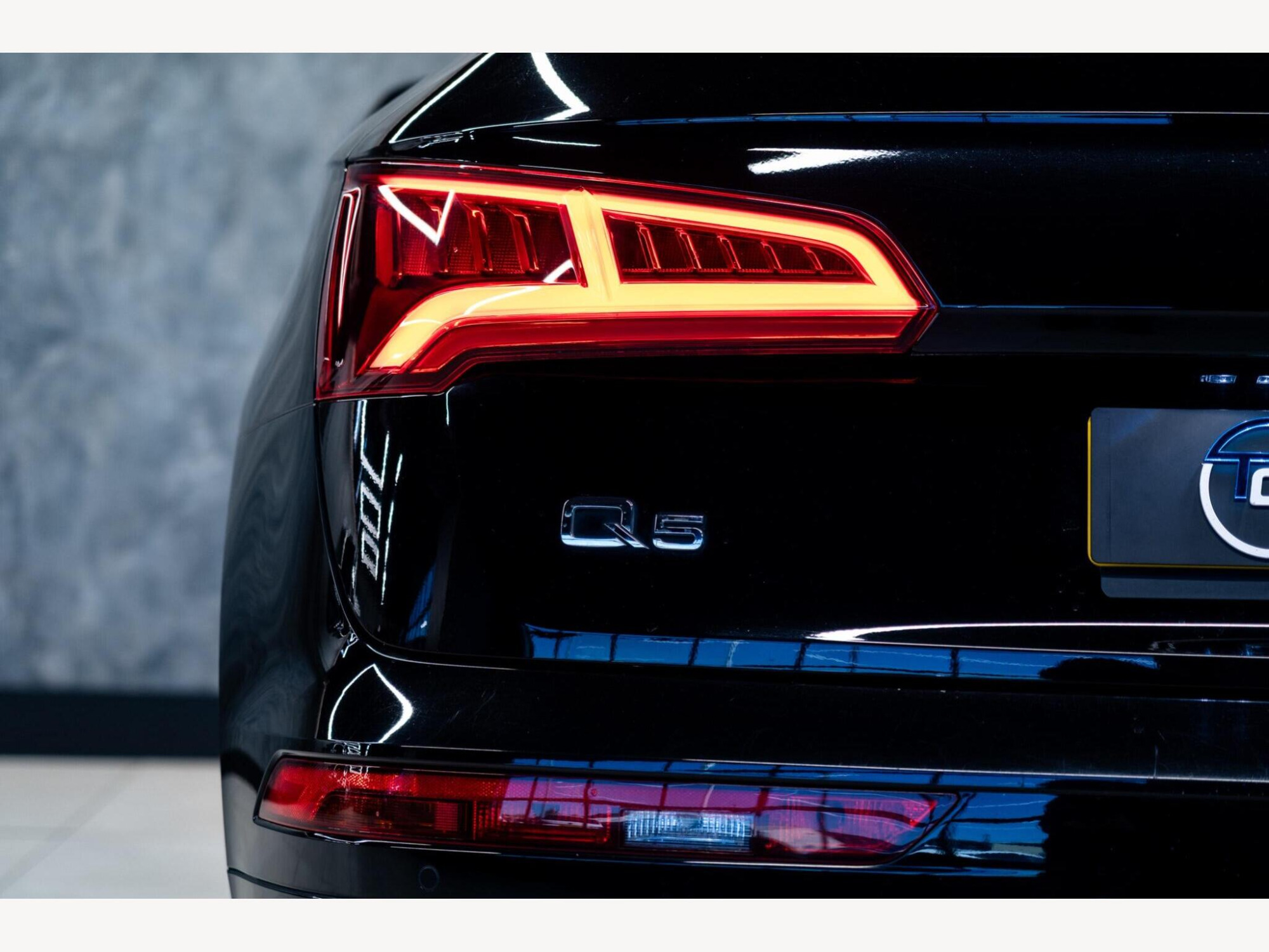 2019 Audi Q5 image 12