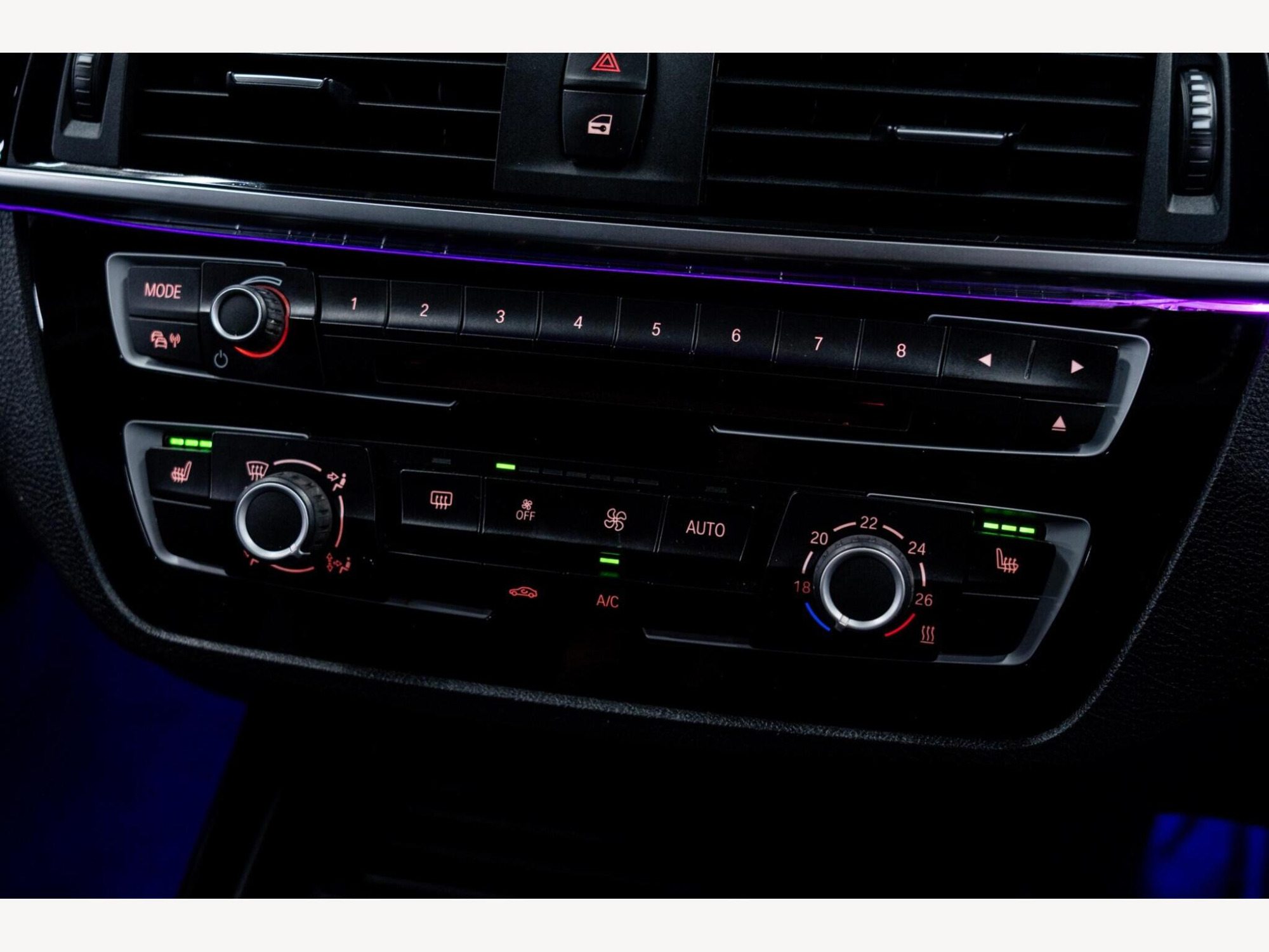 2019 BMW 1 Series image 37