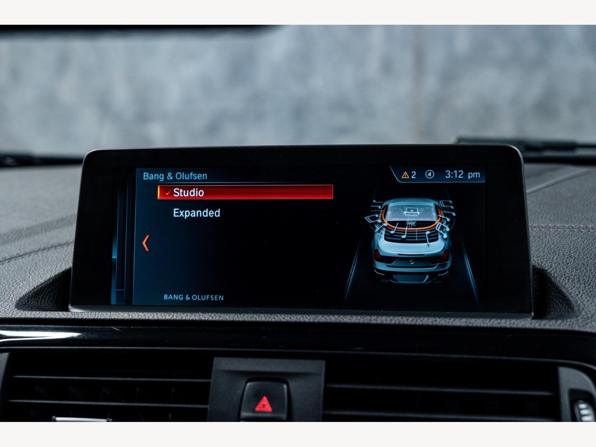 2019 BMW 1 Series image 26