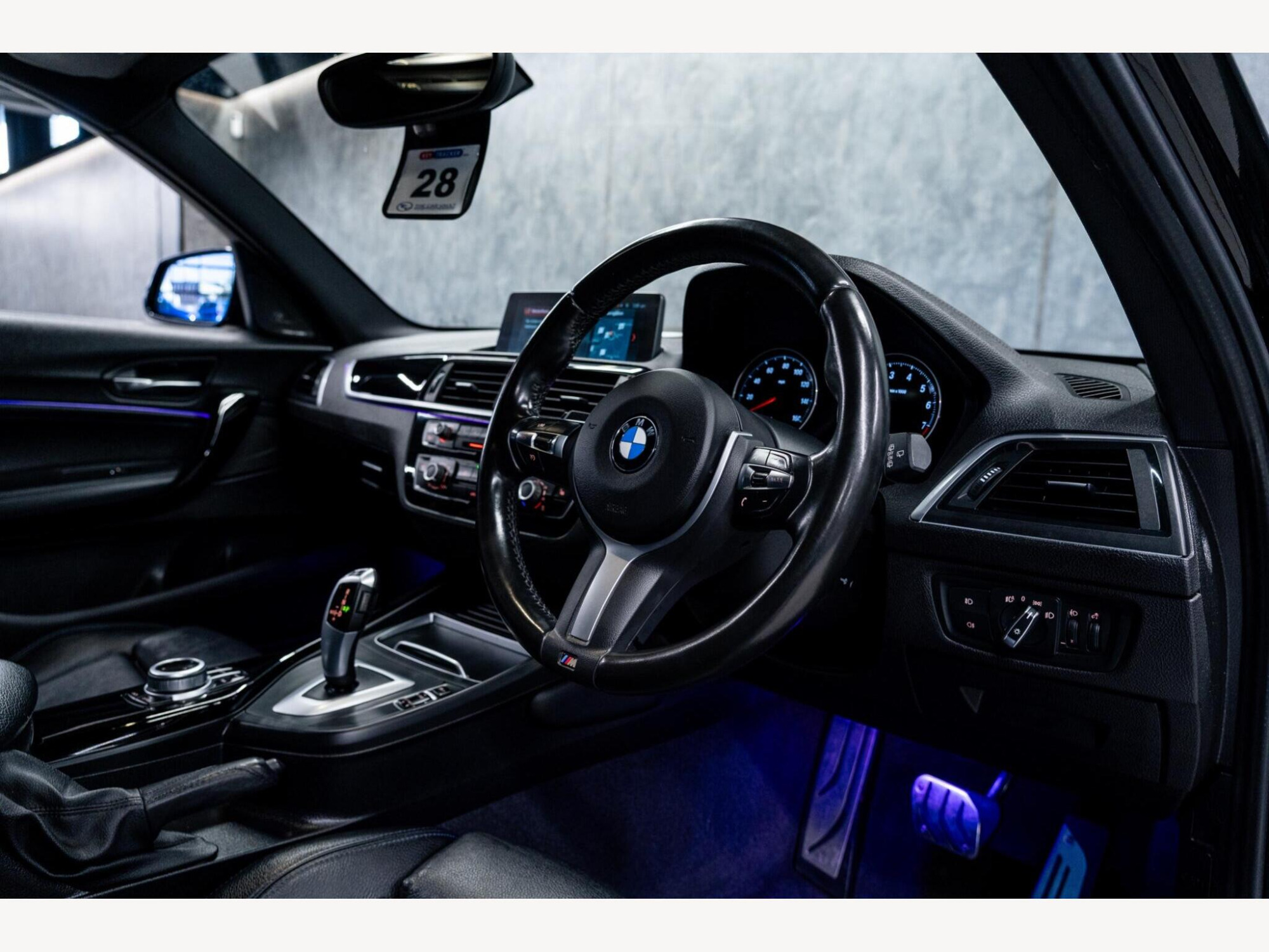 2019 BMW 1 Series image 14