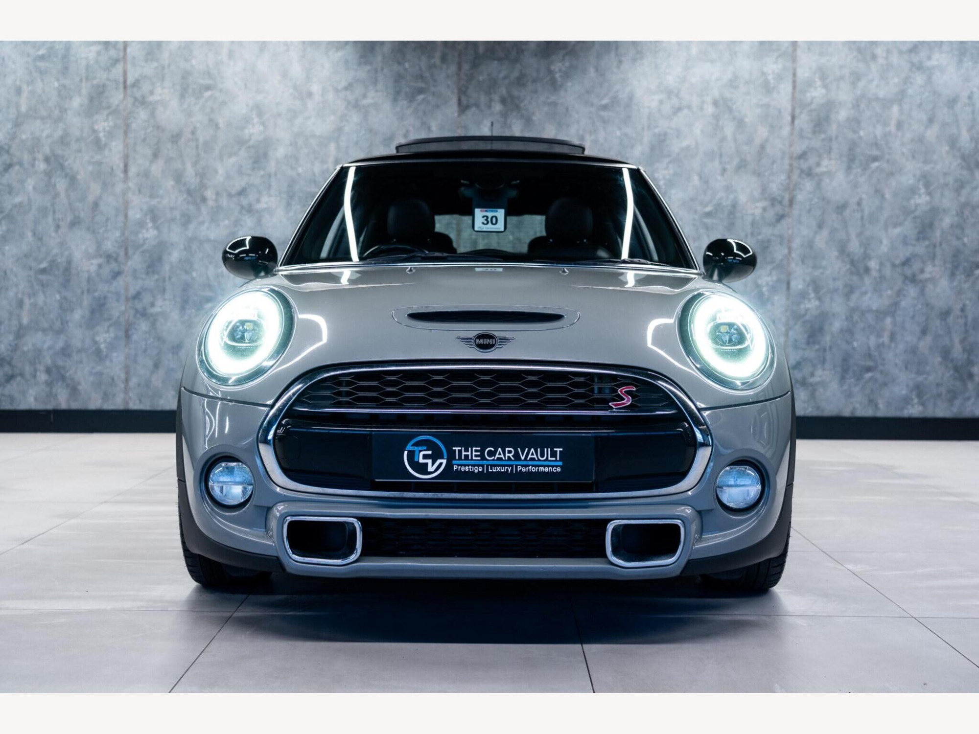 2019 MINI Hatch image 4