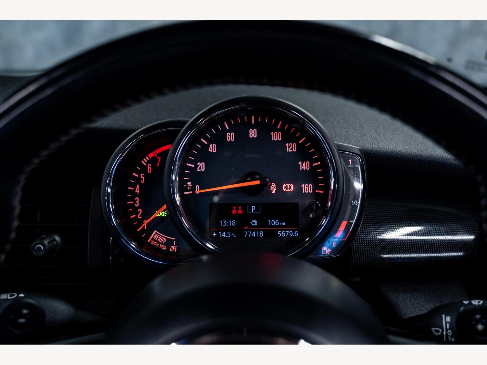2019 MINI Hatch image 16