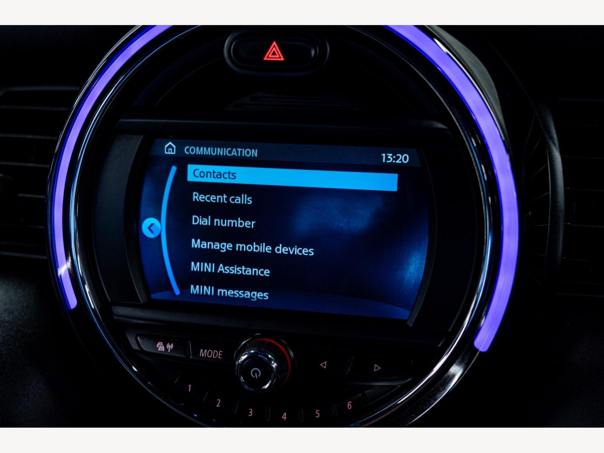 2019 MINI Hatch image 21