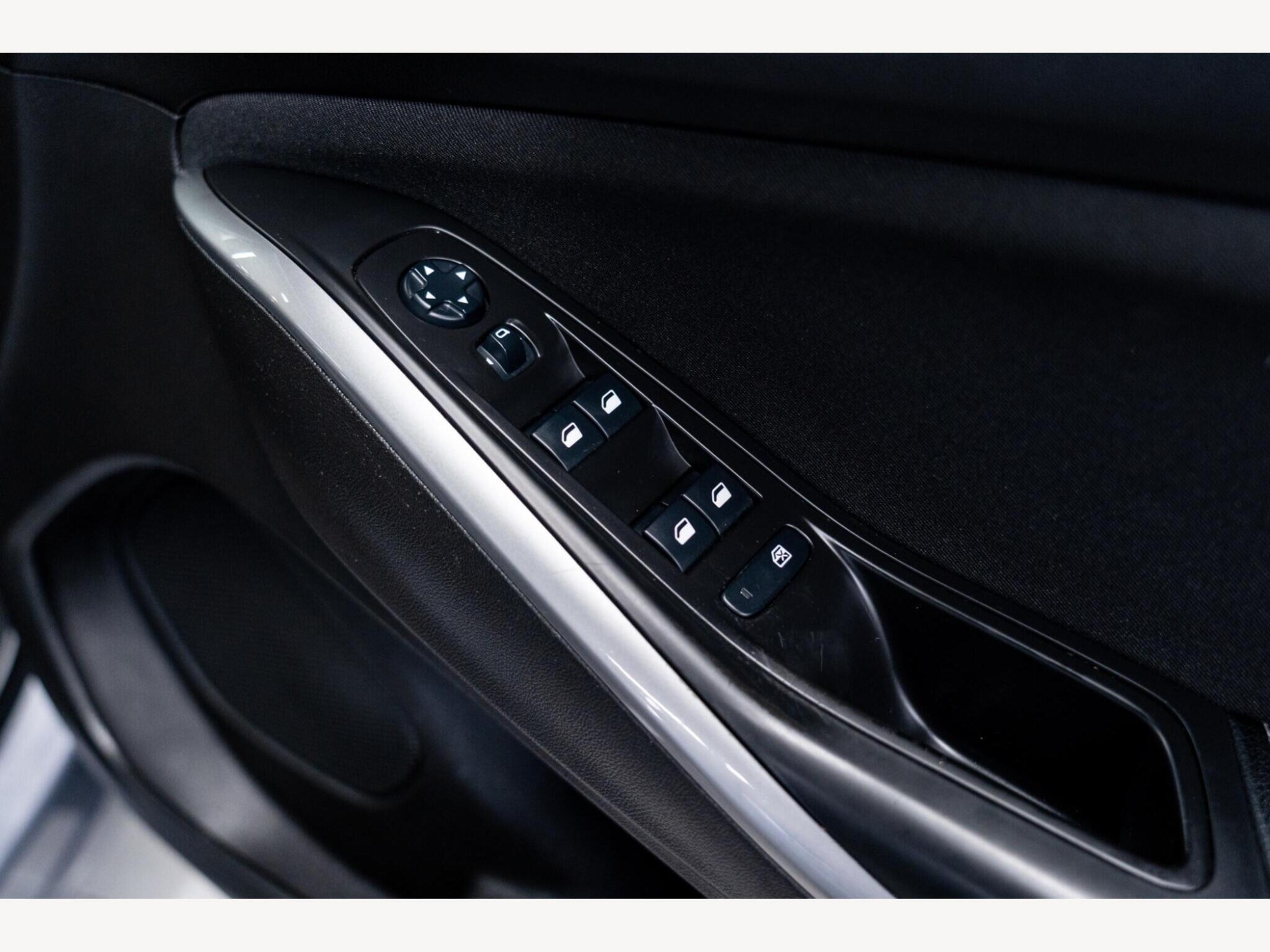 2018 Vauxhall Grandland X image 30