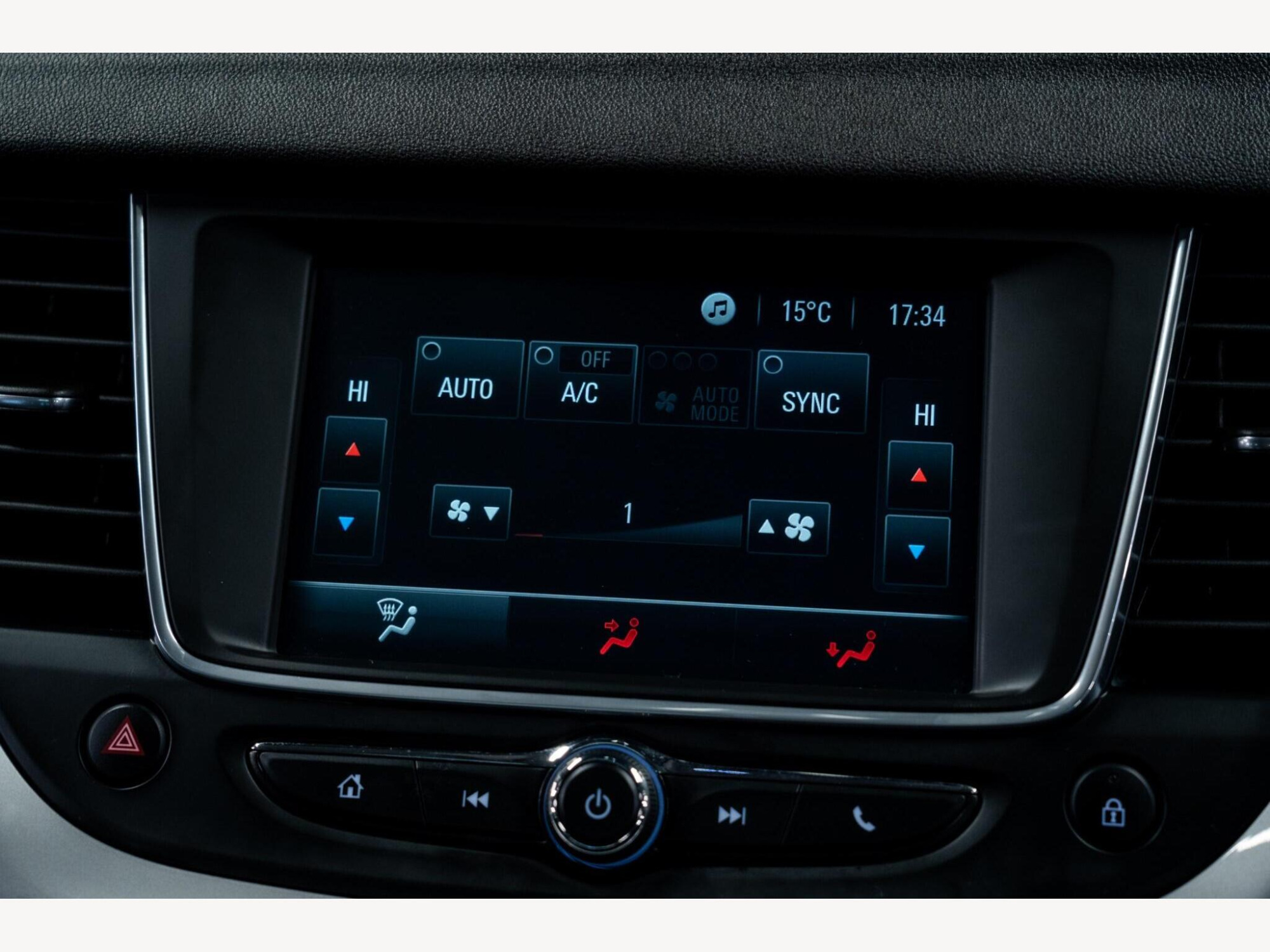 2018 Vauxhall Grandland X image 25