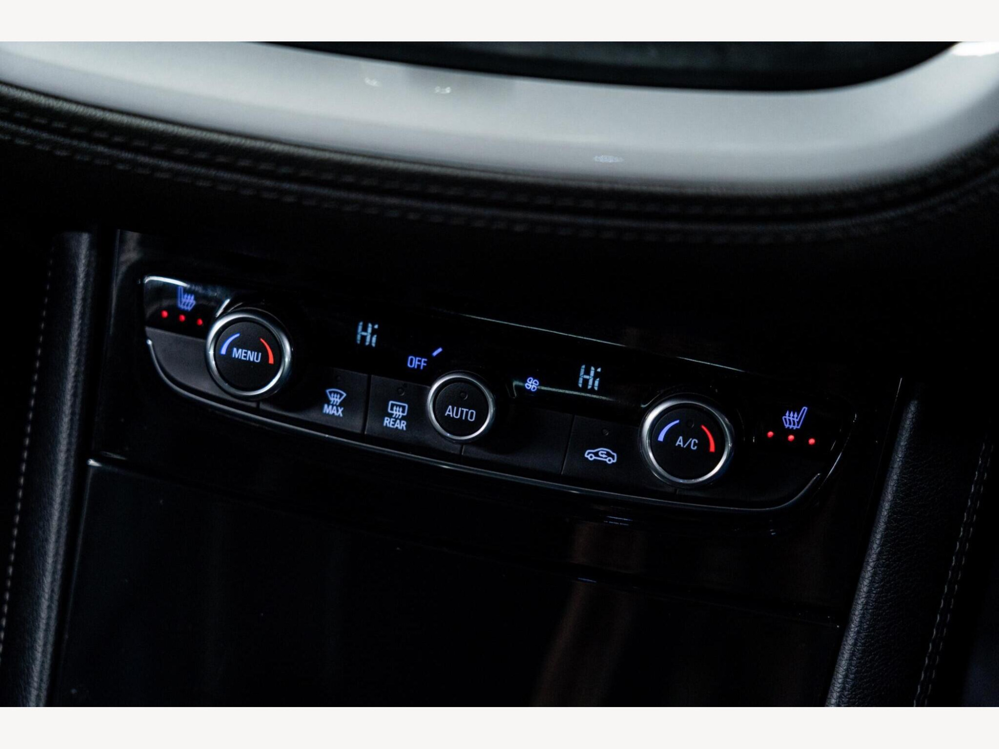 2018 Vauxhall Grandland X image 27
