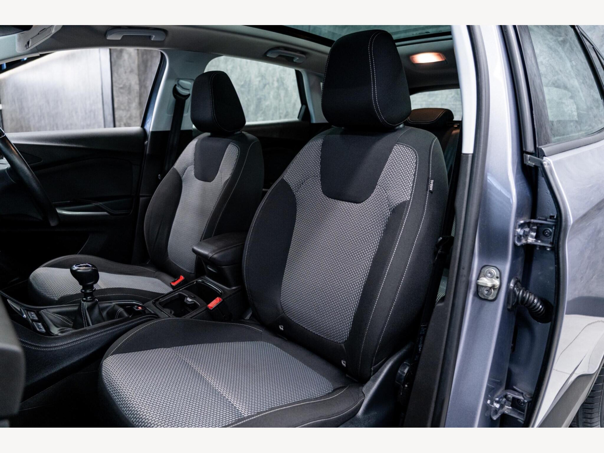 2018 Vauxhall Grandland X image 34