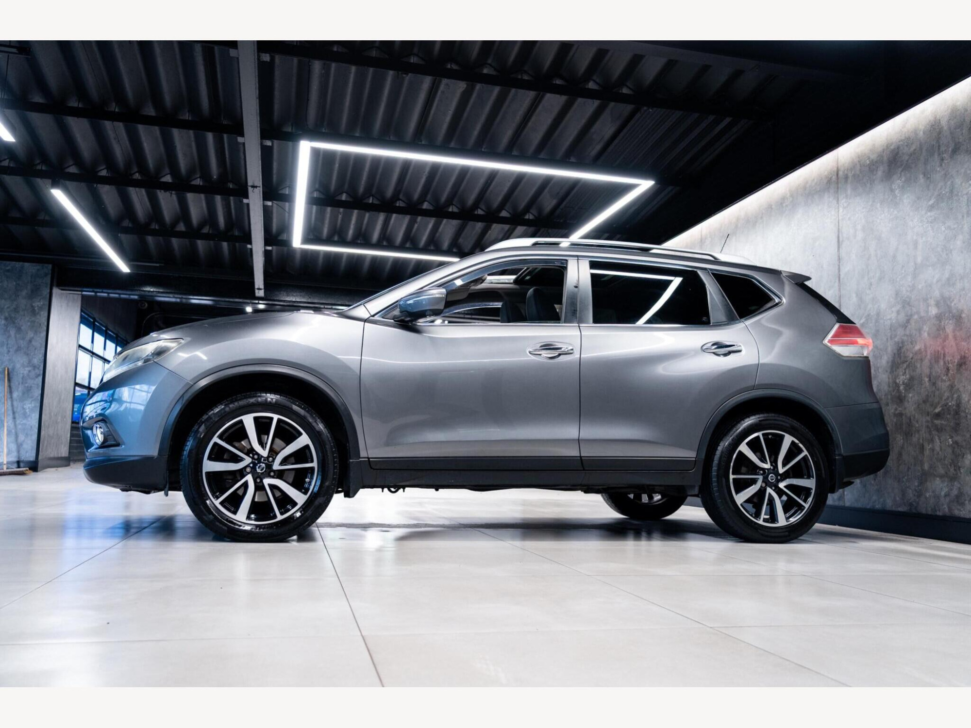 2015 Nissan X-Trail image 9