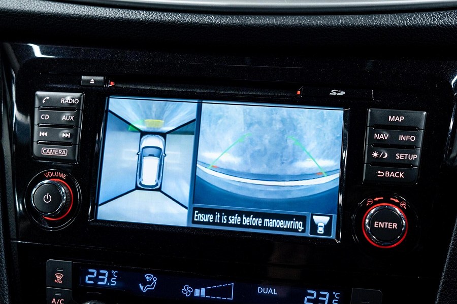 Nissan X-Trail photo 2