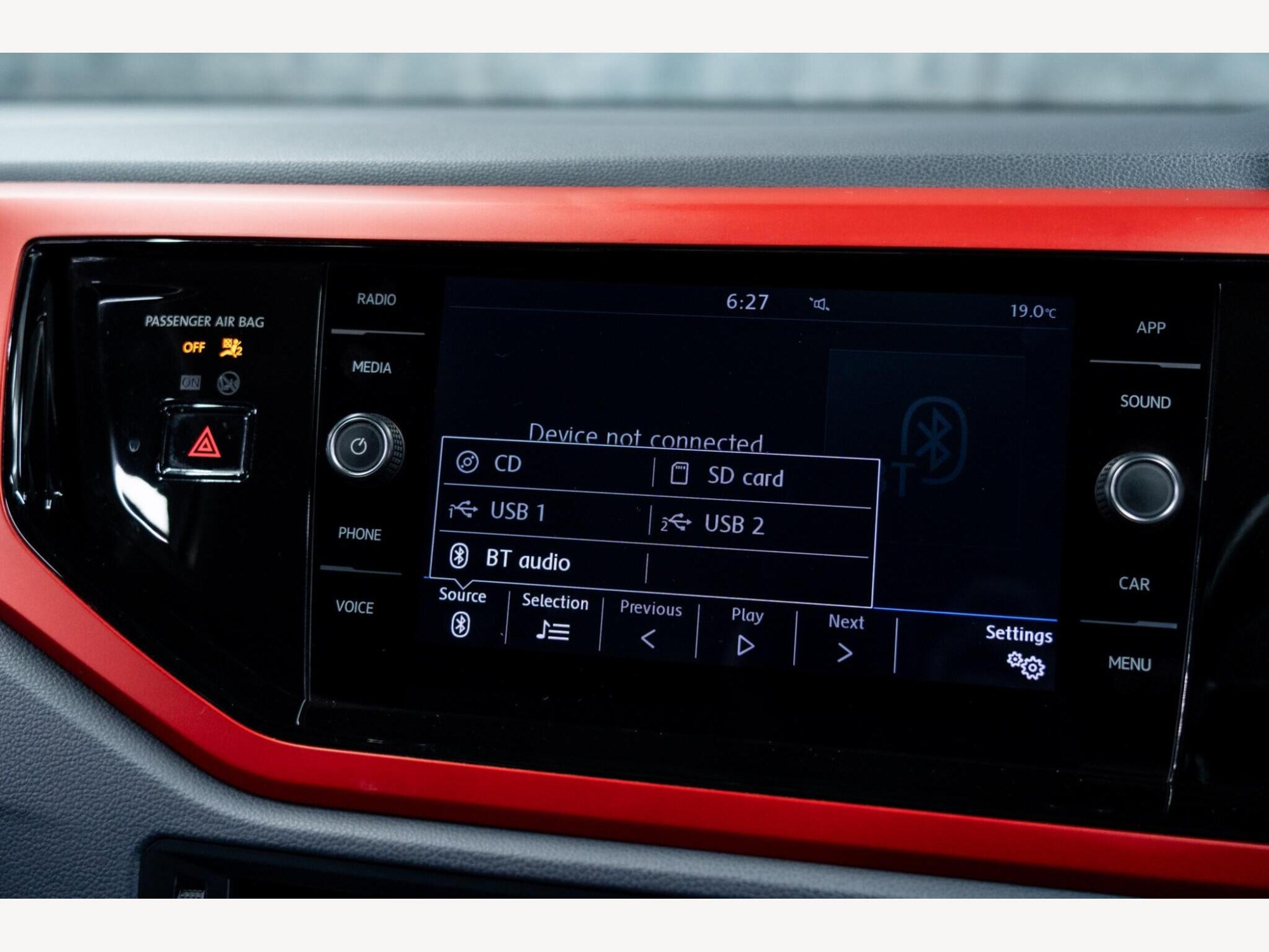 2018 Volkswagen Polo image 19