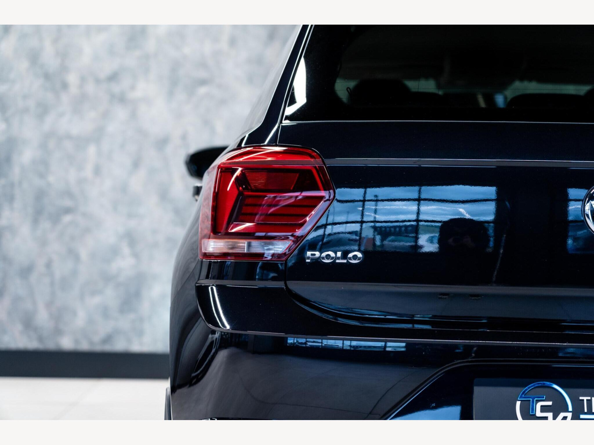 2018 Volkswagen Polo image 12