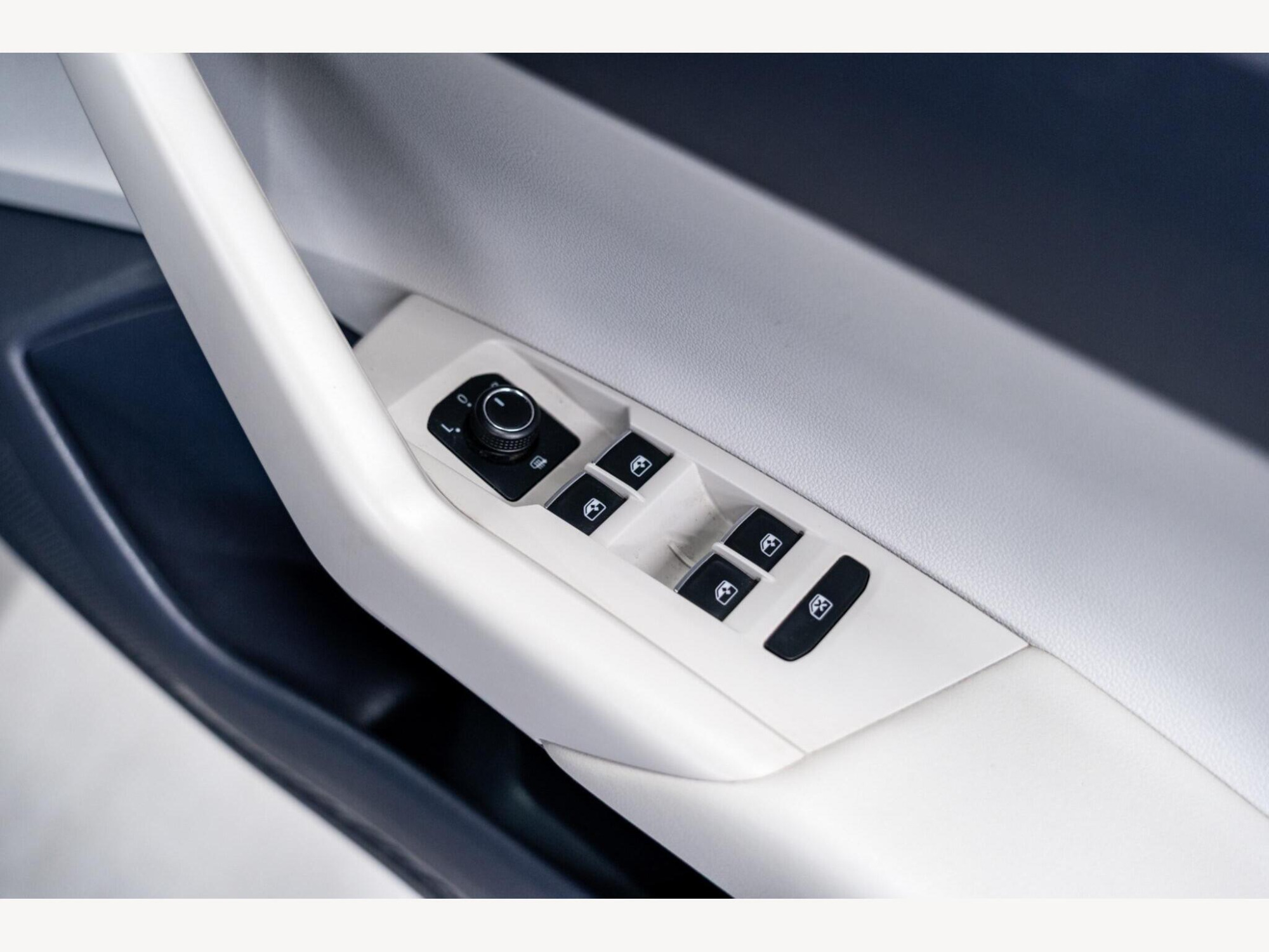 2018 Volkswagen Polo image 31