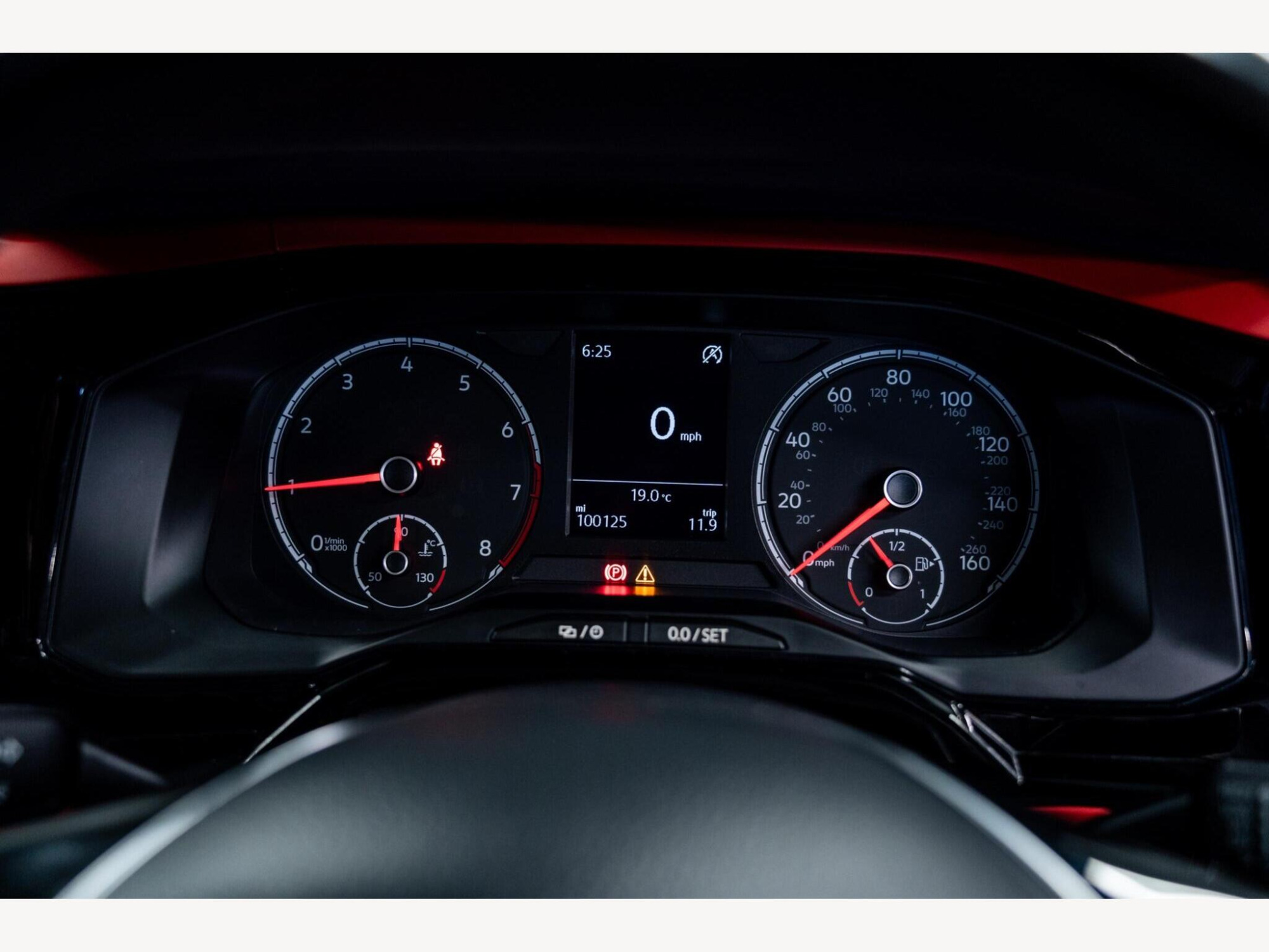 2018 Volkswagen Polo image 16