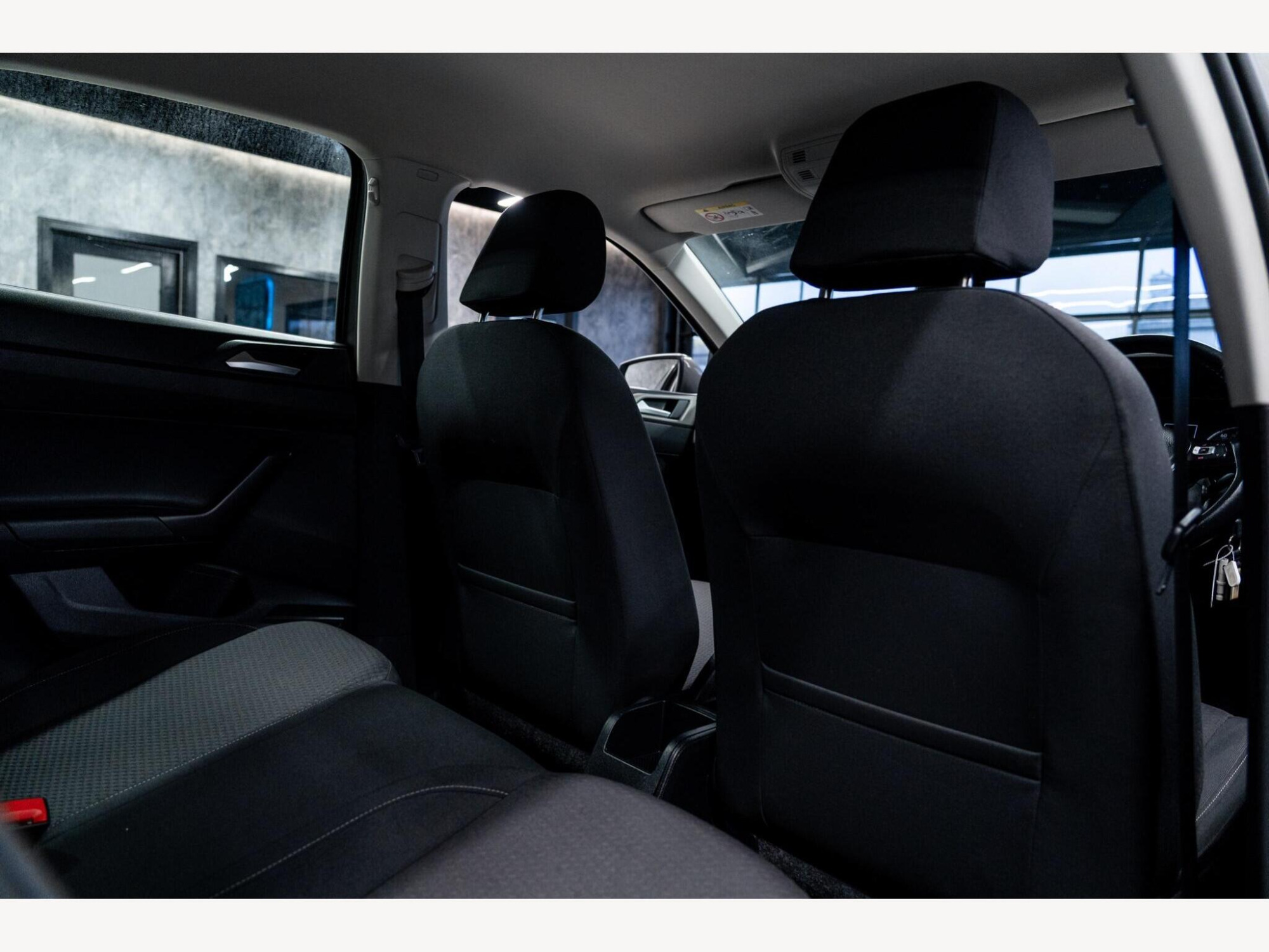 2019 Volkswagen Polo image 36