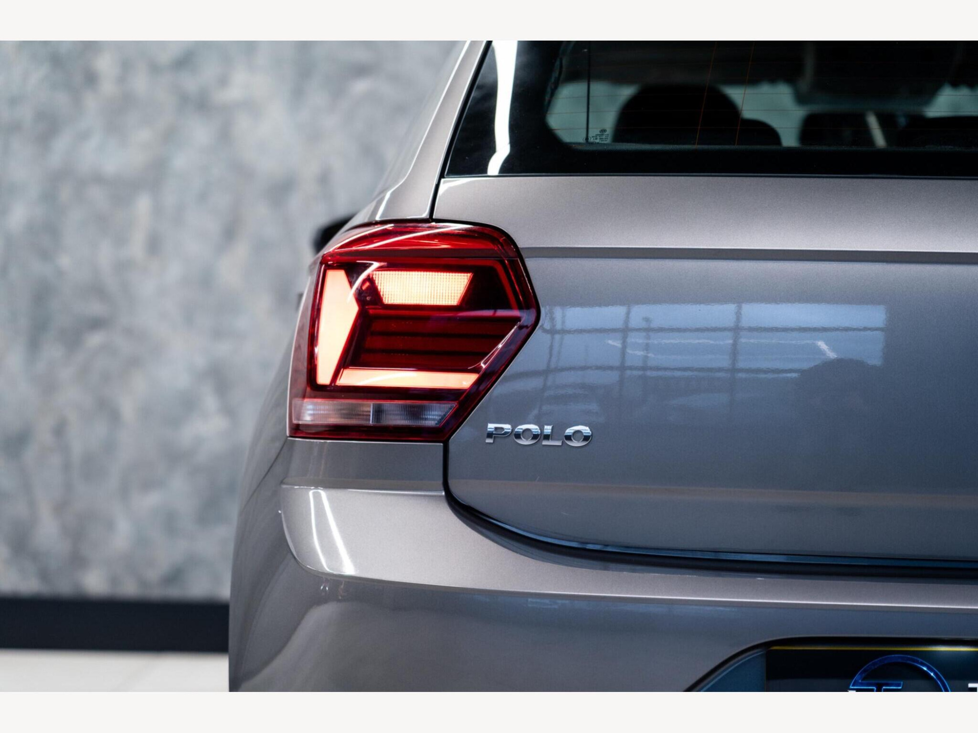 2019 Volkswagen Polo image 11