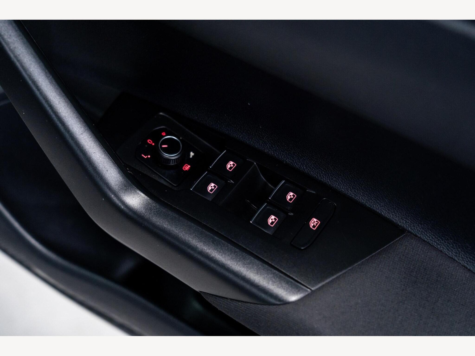 2019 Volkswagen Polo image 32
