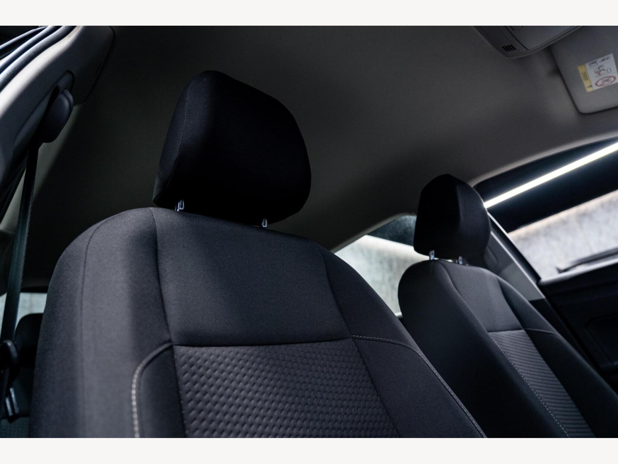 2019 Volkswagen Polo image 34