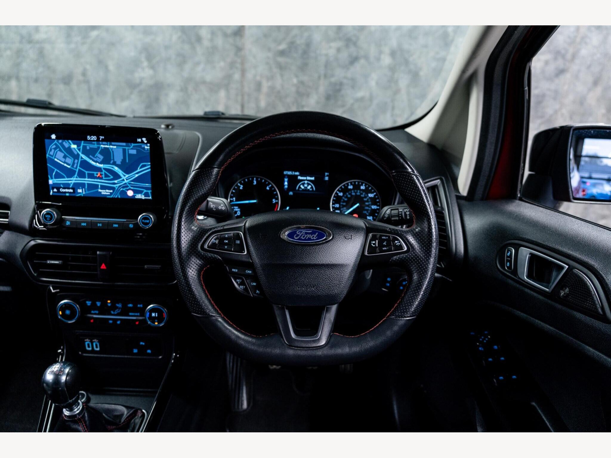 2018 Ford EcoSport image 2